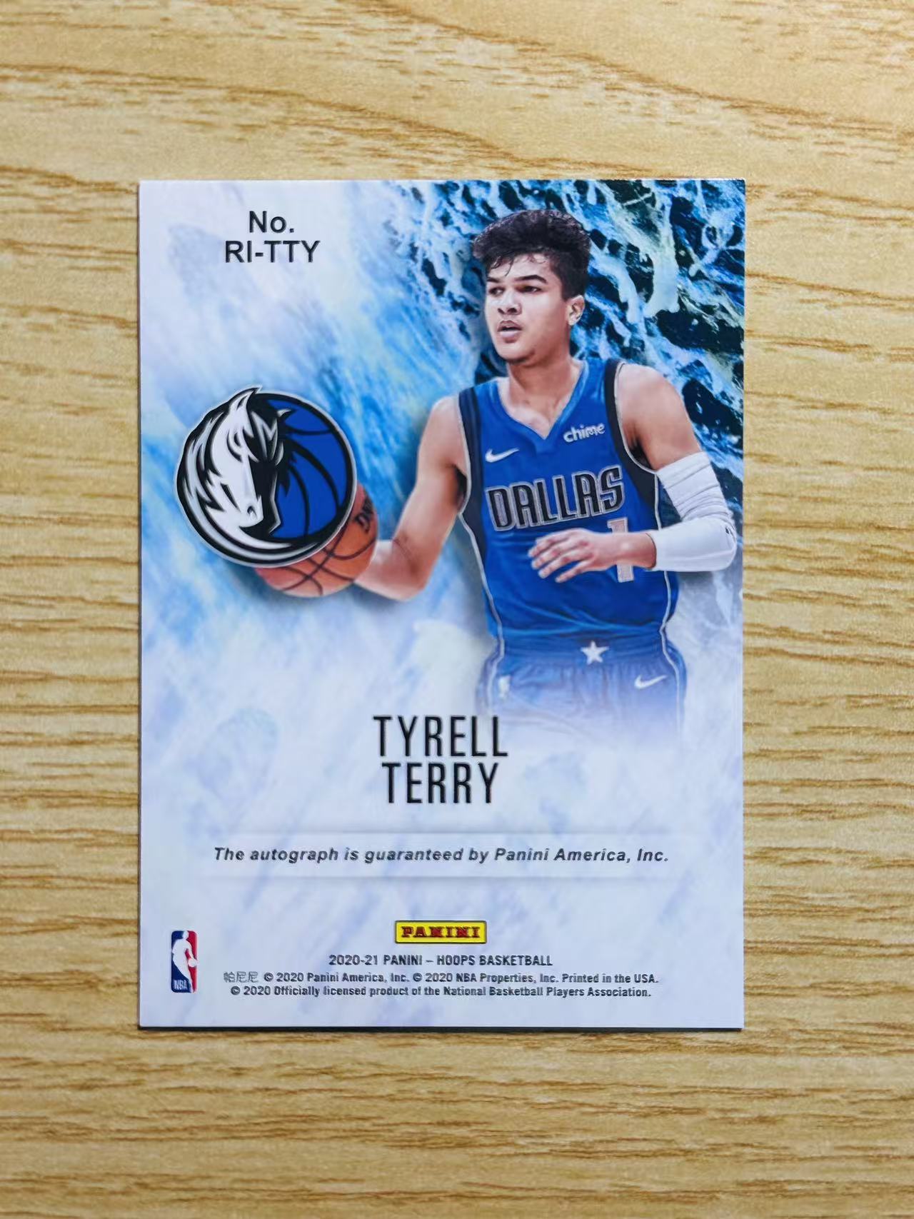 2020-21 Panini Hoops Tyrell Terry RC #RI-TTY 蒂雷尔 特里 独行侠 新秀年 签字
