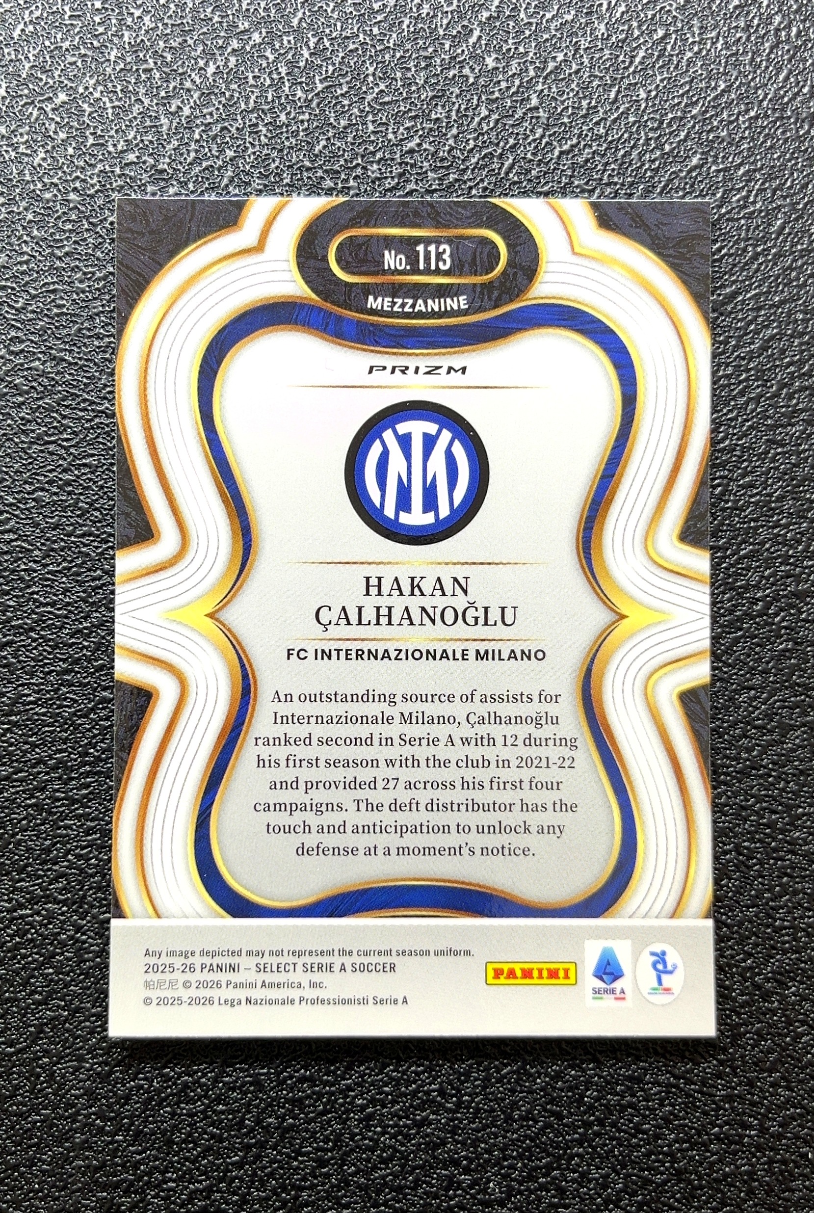 【岛屿拍卖】2025-26 Panini Select Prizm PRIZM HAKAN ÇALHANOĞLU 哈坎·恰尔汗奥卢 银Shimmer折 折射 卡品如图 高价值 0015#04