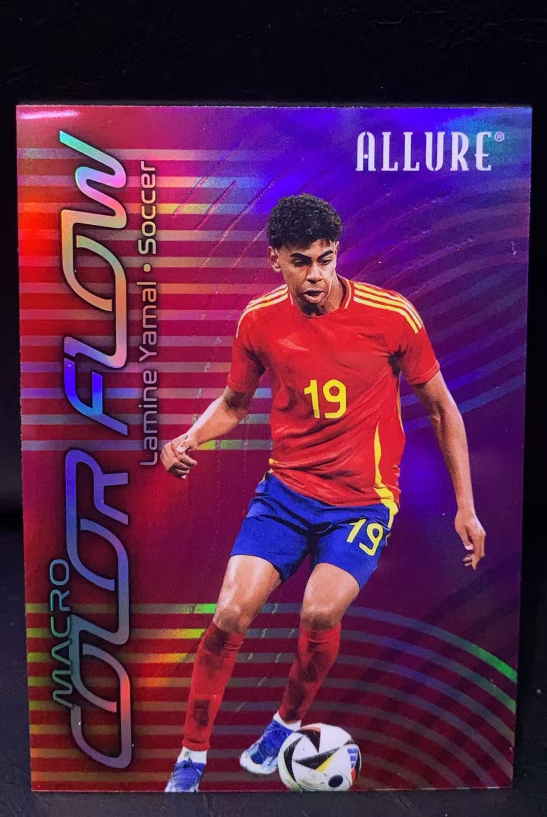 2025 Upper Deck Upper Deck Lamine Yamal 【杭州310】足球大师系列 拉明 亚马尔 折射 实卡精美 卡品如图 Y