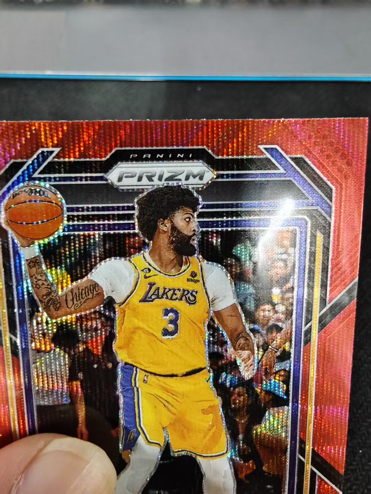 2022-23 Panini Prizm Anthony Davis 安东尼 戴维斯 浓眉 湖人 红波纹 PZ 划痕 边角瑕疵 #122
