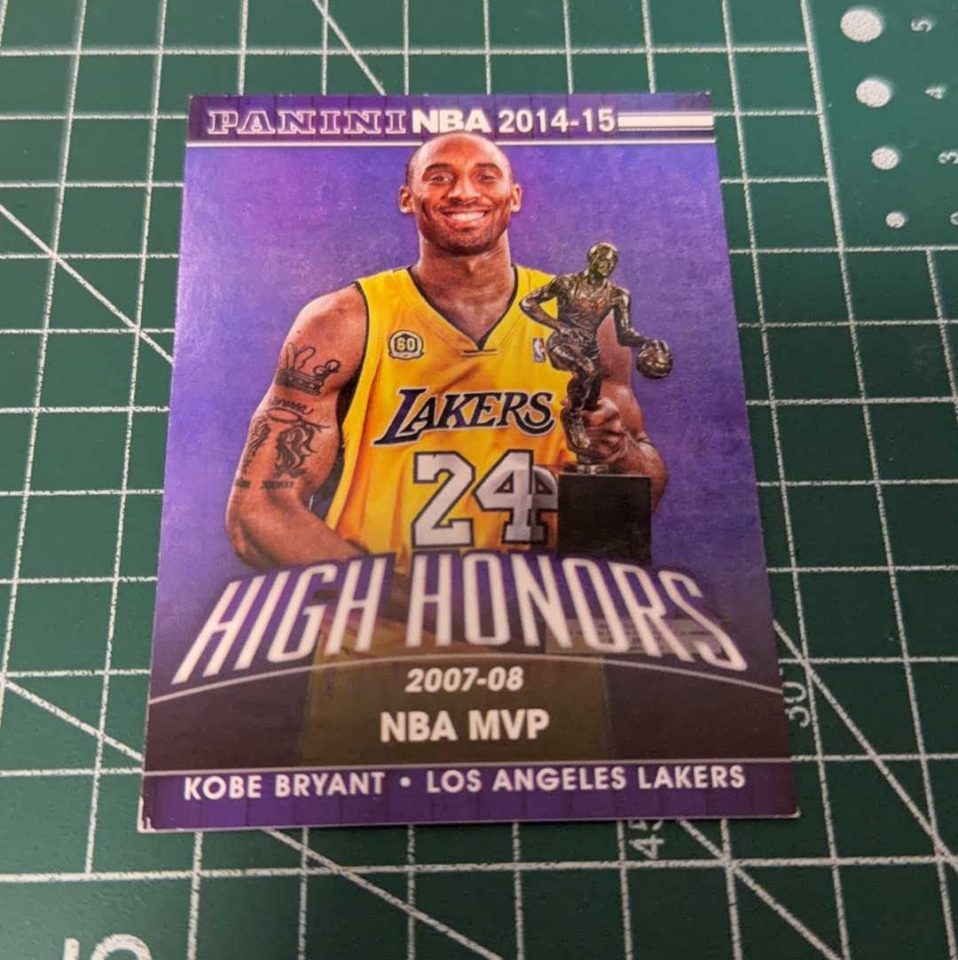 2014-15 Panini Americana Kobe Bryant S.p.a. 科比布莱恩特 KB 小飞侠 黑曼巴 07-08最有价值球员MVP捧杯特卡 荣誉特卡 十年老卡 稀有大比例