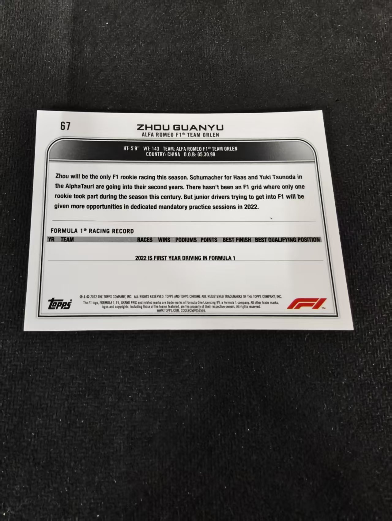 2022 Topps Chrome F1 Guanyu Zhou RC 周冠宇 新秀 阿尔法罗密欧 划痕 边角瑕疵#67