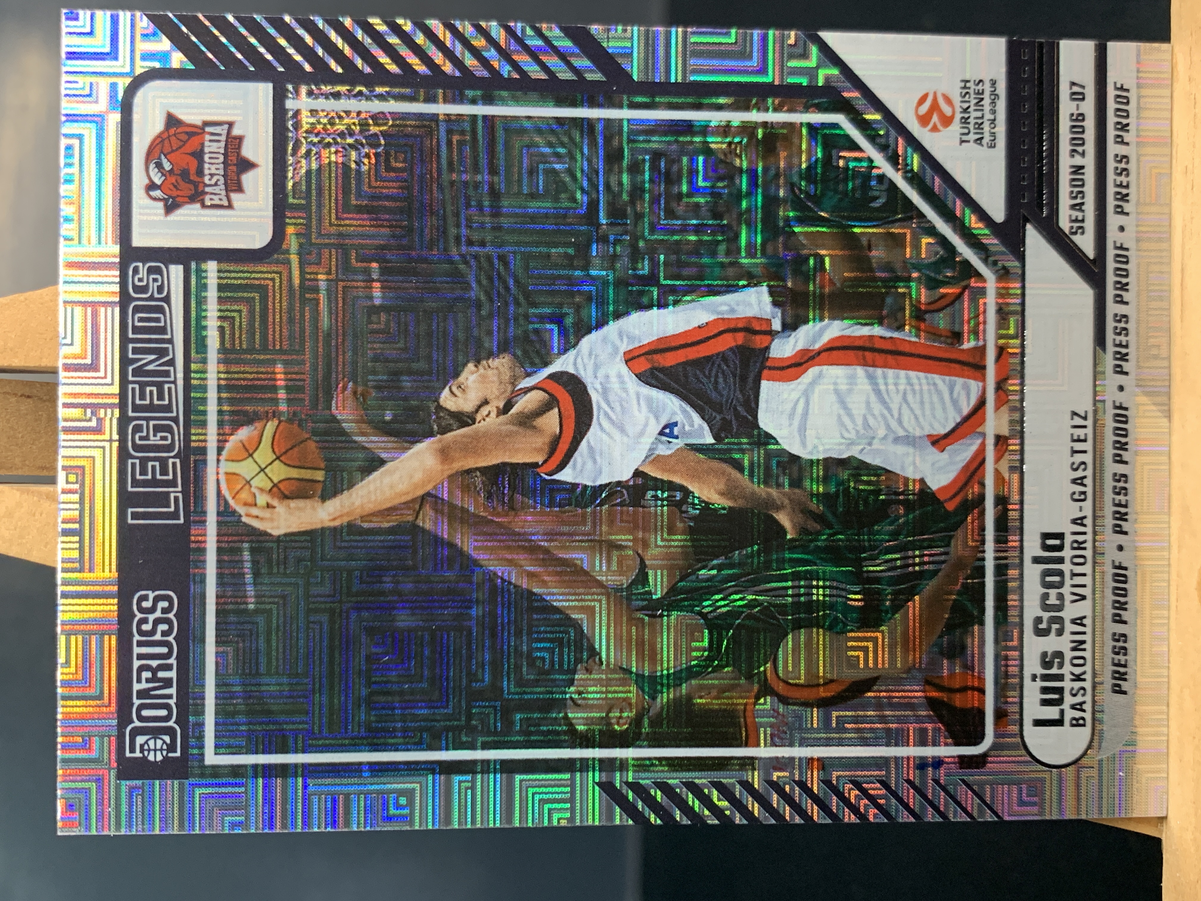 (A6) 2024-25 PANINI 杜蕾斯系列 欧洲联赛 迷宫折 路易斯 斯科拉 实卡好看 收藏凑套必备 卡品如图!!!