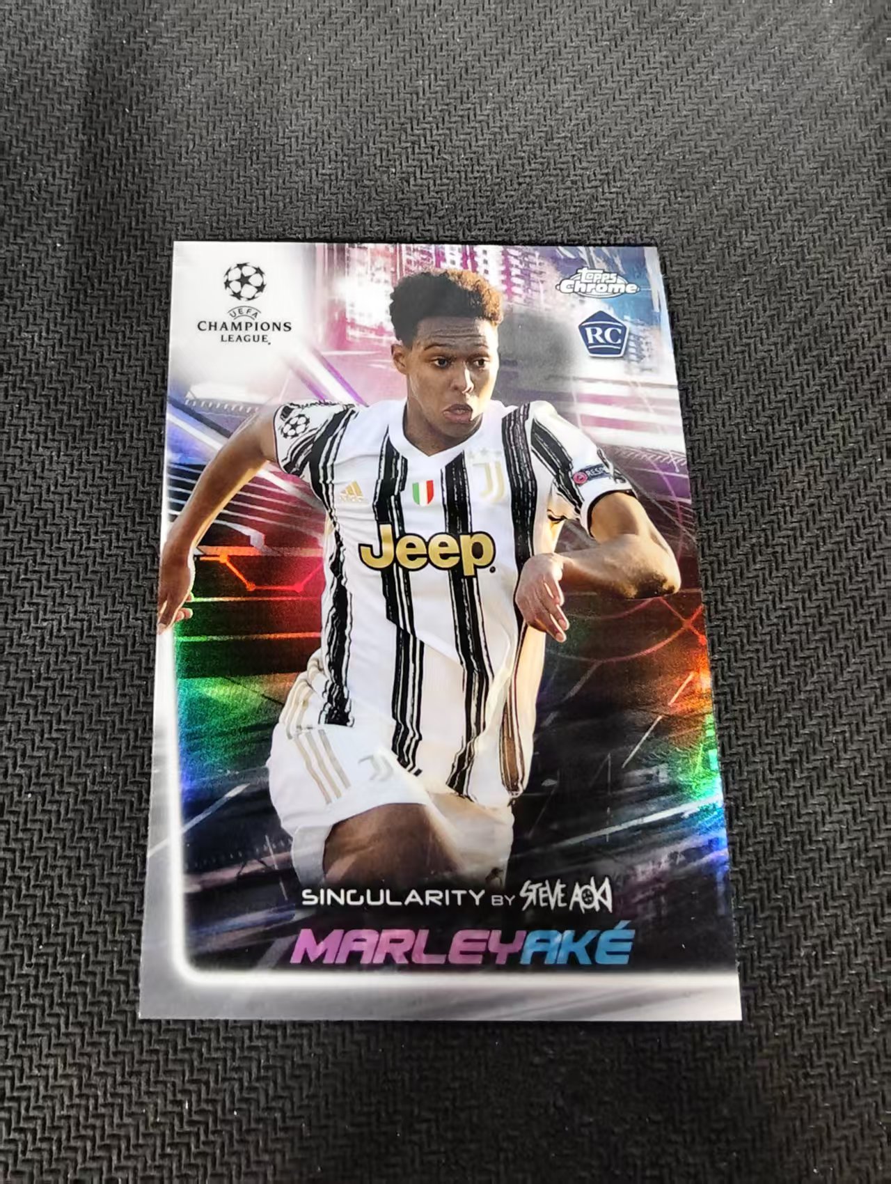 【可合并,不累计】2021 Topps Chrome Marley Ake RC 尤文图斯 阿克 新秀 欧冠 银折 划痕 边角瑕疵