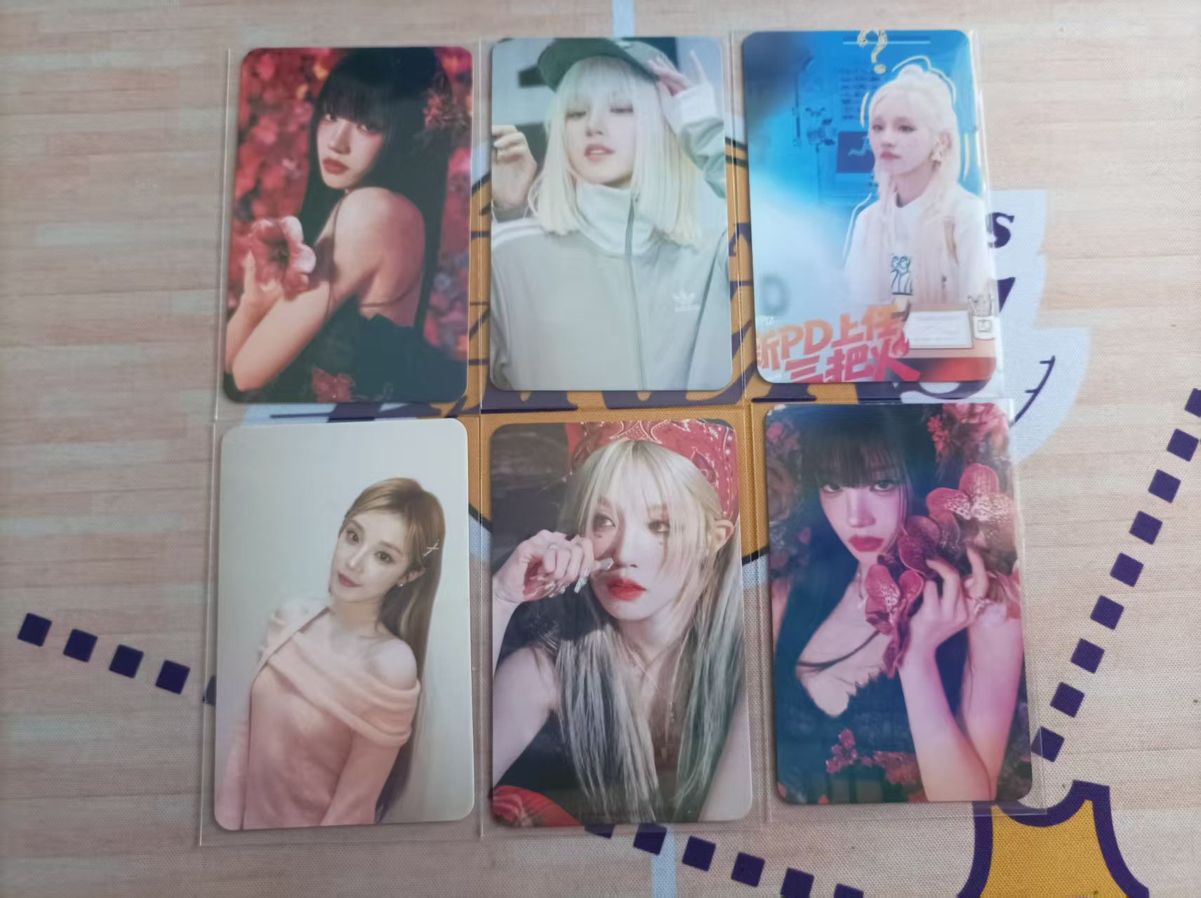 【日常代卖】偶像明星艺人【日本代购】宋雨琦 镭射小卡 折射 实卡超好看绝版稀有车模明星妹卡 卡品如图 收藏必备