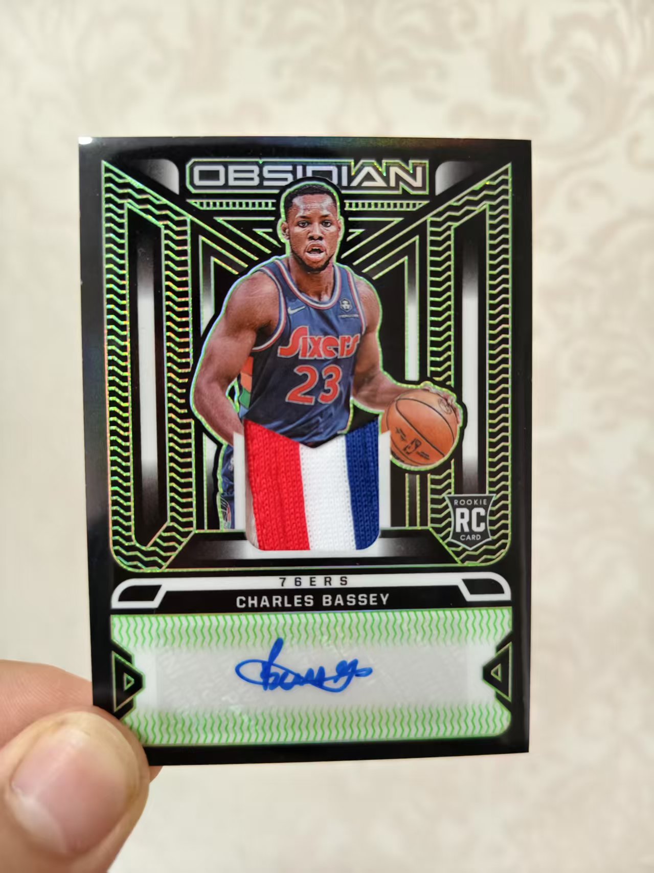 【阿泽代卖】2021-22 Obsidian 黑曜石 Charles Bassey 76人 新秀 RC 查尔斯 巴锡 签字 /15编 rpa patch 暴力切割 带编 收藏必备 卡品如图 介意勿拍