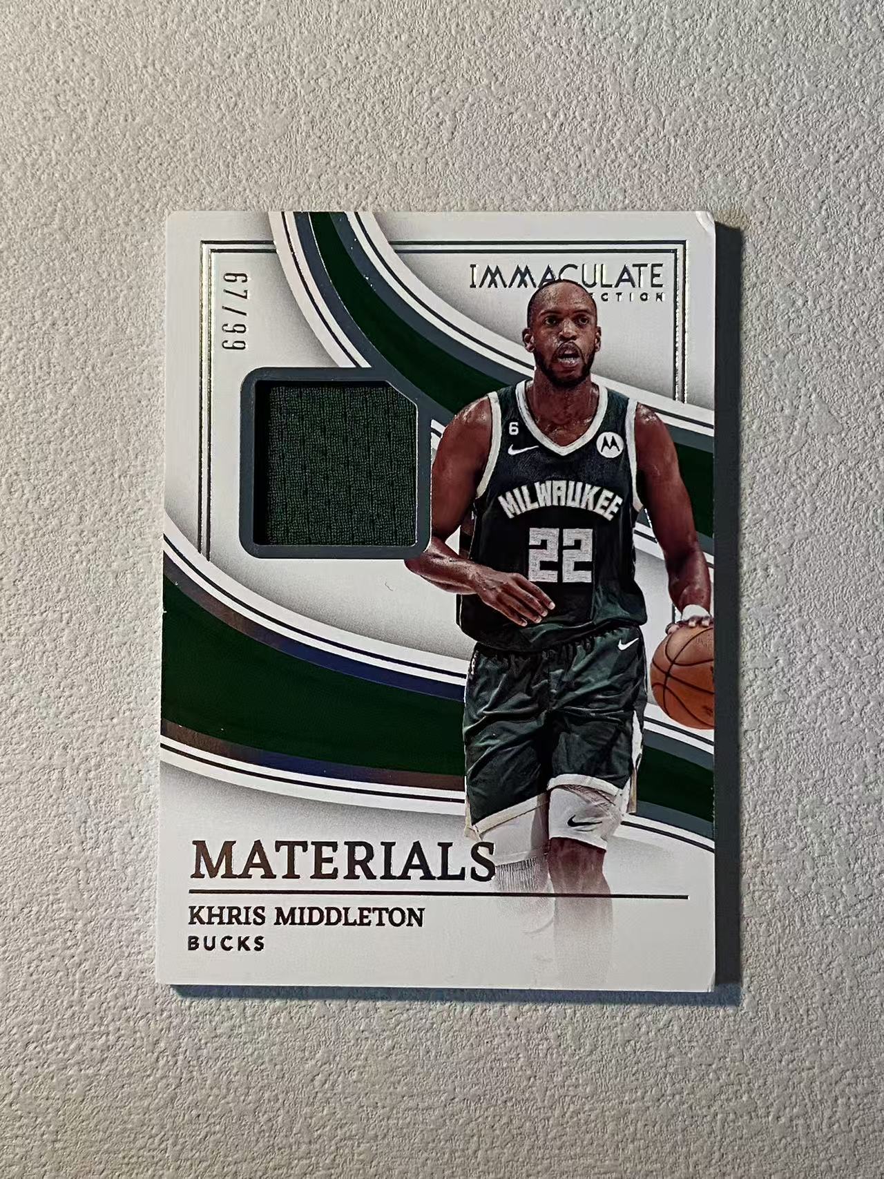 2022-23 Panini Immaculate Khris Middleton imm 雄鹿 克里斯 米德尔顿 /99编 球衣 物料 角瑕如图 收藏必备