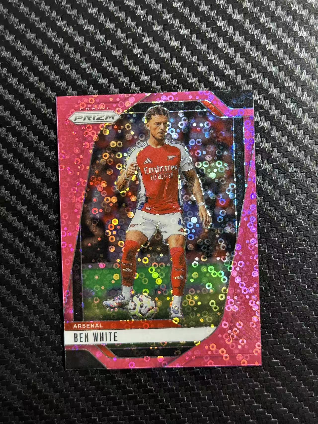 2024-25 Panini Prizm BEN WHITE 粉泡泡折 英格兰 英超 英超PZ 本怀特 阿森纳 折射 怀特 120/149编 卡品如图 拍前看描述