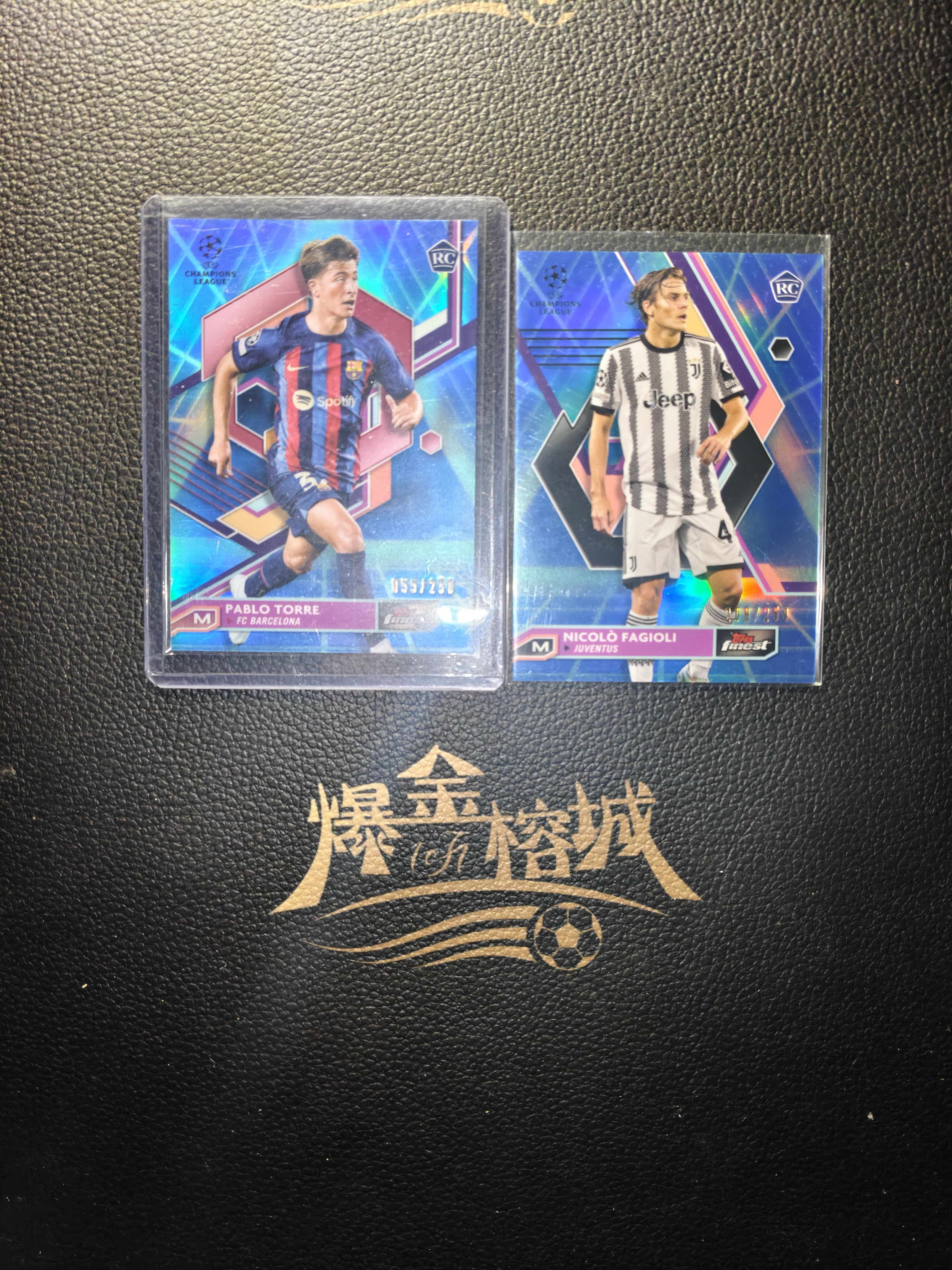 2024-25 Topps UEFA Champions League Pablo Torre rc 托雷 法吉奥利 蓝折 250编 卡品如图 微瑕 打包出 包包