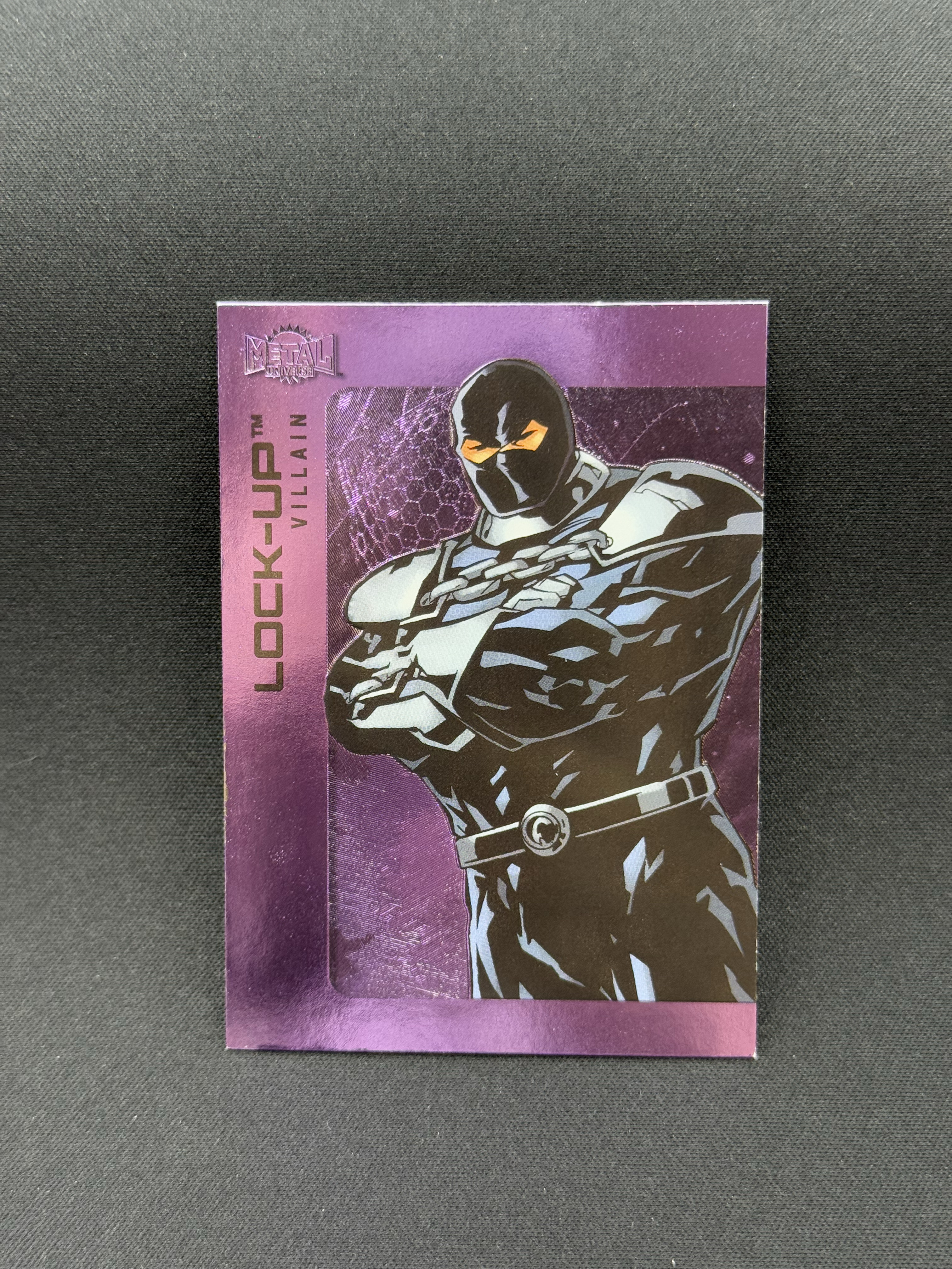 2025 Upper Deck Skybox DC Metal Batman Lock-Up 【小贝代拍】UD 蝙蝠侠 元年 蝙蝠侠金属宇宙 紫平行 卡品如图 拍前看描述 XNP