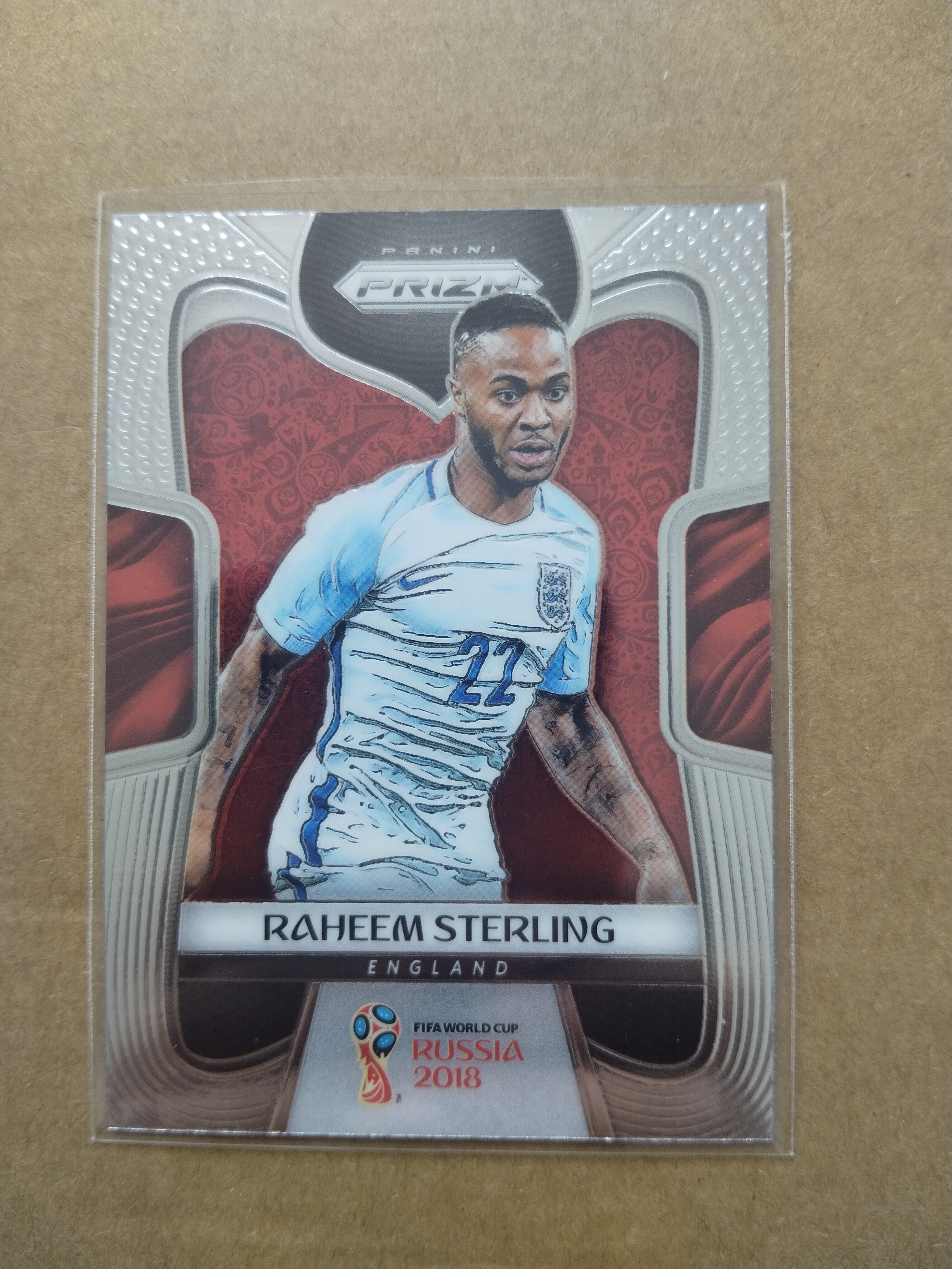 (竞拍前先阅读描述)PANINI帕尼尼 2018俄罗斯世界杯PRIZM 普卡base 英格兰 斯特林 第3张凑套必备 品相如图