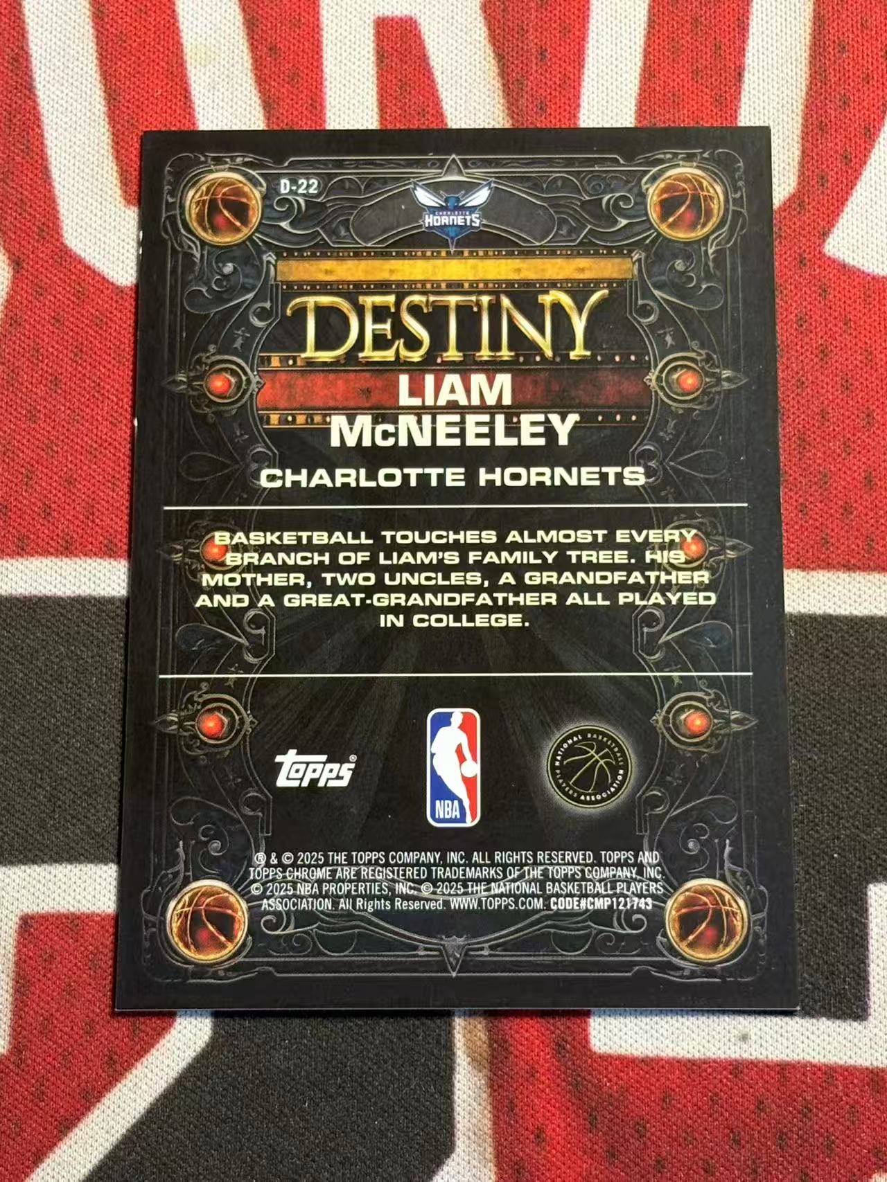 2025-26 TOPPS CHROME TC系列 LIAM MCNEELEY黄蜂 新秀RC 利亚姆麦克尼利 199编 DESTINY命运特卡 正青折 折射【烂臭嘴拍卖】