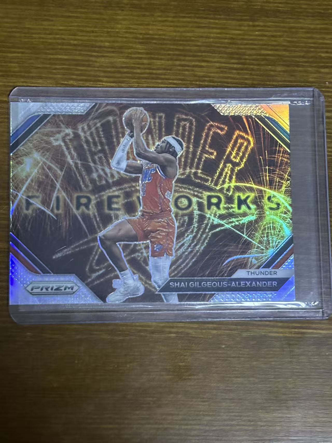 2023-24 Panini prizm Shai Gilgeous-Alexander 【磊子球星卡】烟花特卡 雷霆 SGA 亚历山大率队拿下队史首冠 银折折射 卡品如图 介意勿拍