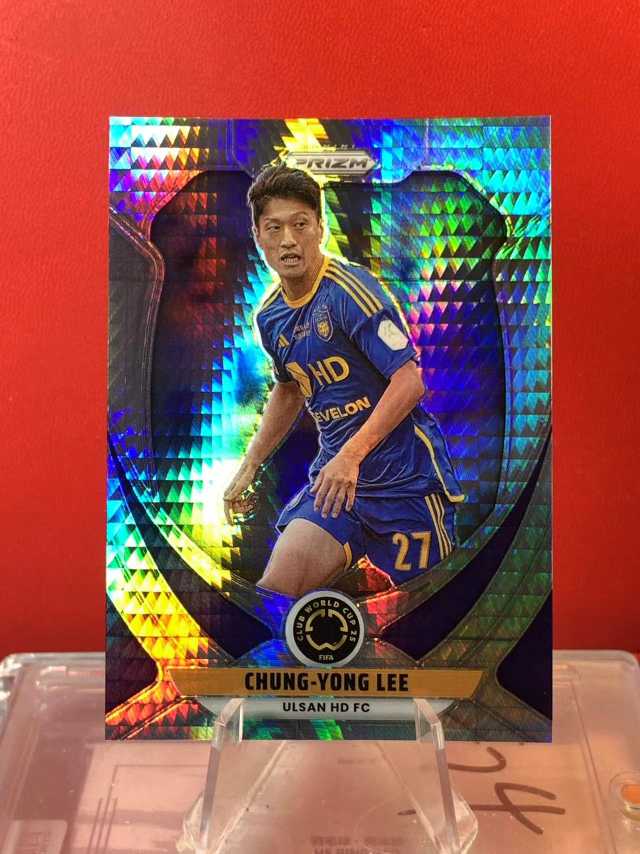(老末精品代拍) 2025 Panini prizm Club World Cup Chung Yong Lee 李青龙 蔚山现代 韩国 世俱杯元年PZ 银Hyper折 顺丰 E07