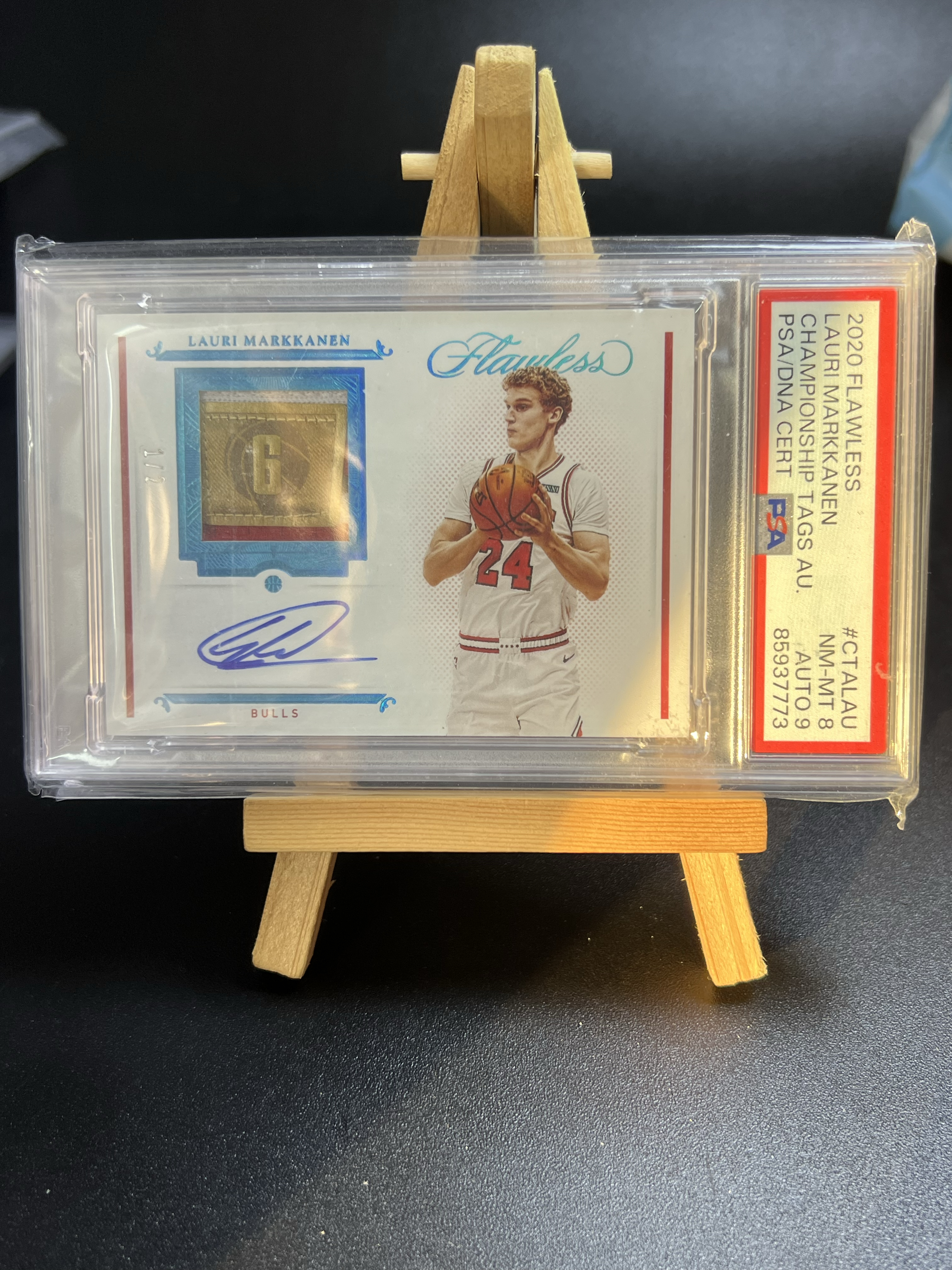 2020-21 Panini Flawless Lauri Markkanen 手提 公牛 马尔卡宁 签字 卡签 球衣 物料 patch 冠军 TAG 1/2编 湖水蓝 爵士 芬兰战神 psa8 魔丸