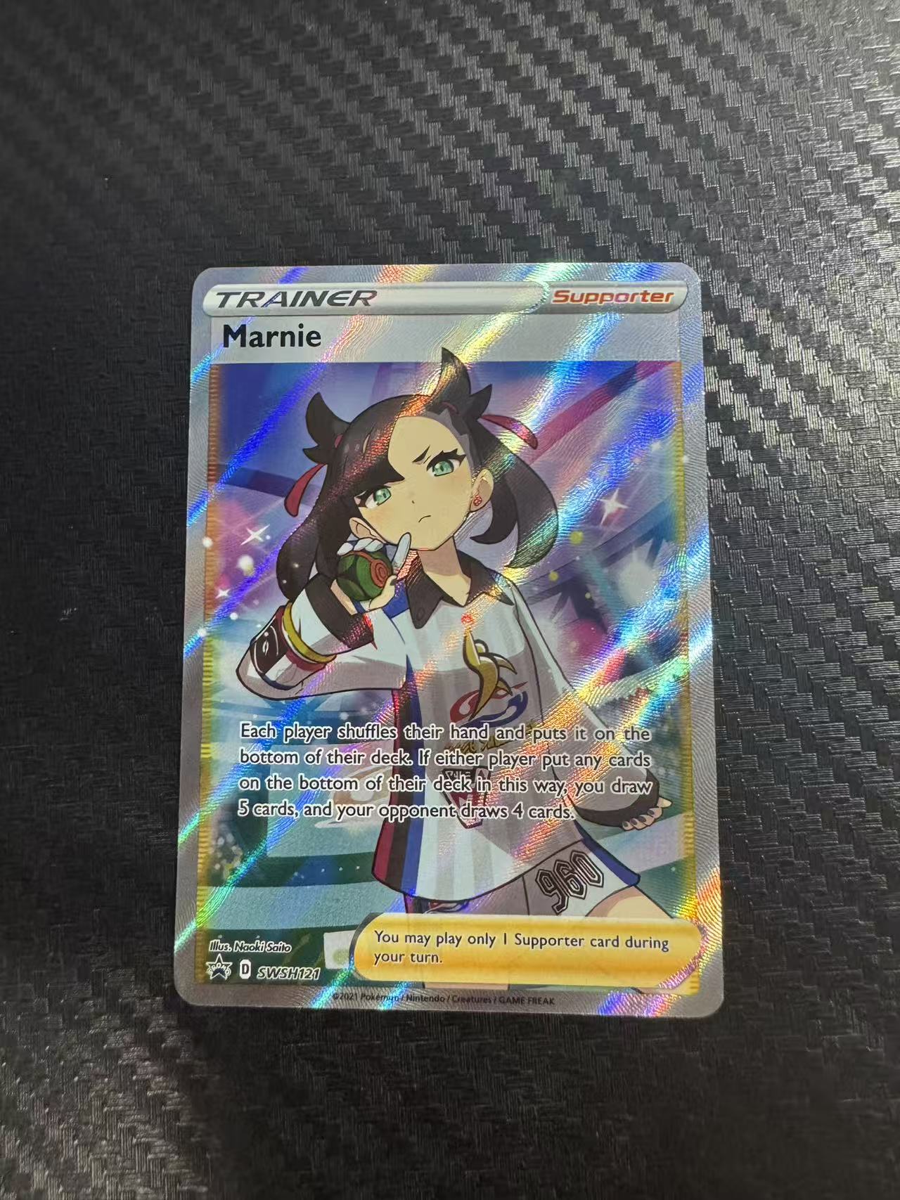 2021 Pokemon TCG Sword & Shield Sword & Shield Promos Marnie en 玛俐 手绘 Promo 美版 妹卡 美版 宝可梦 收藏必备 卡品如图