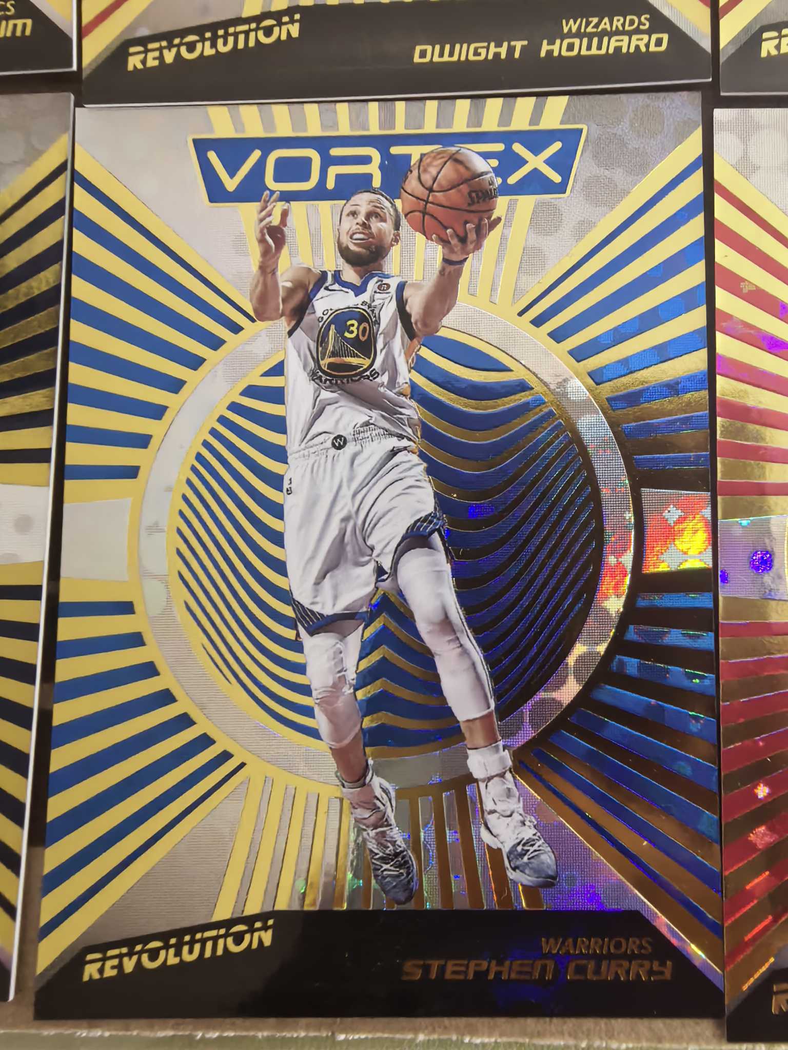 【套卡王】2018-19 革命系列 vortex特卡 全套35张齐 詹姆斯 库里 字母哥 杜兰特 哈登 浓眉 塔图姆 诺维斯基等 实卡很闪 很漂亮 少见 不保每张完美品 介意勿拍(不累计)