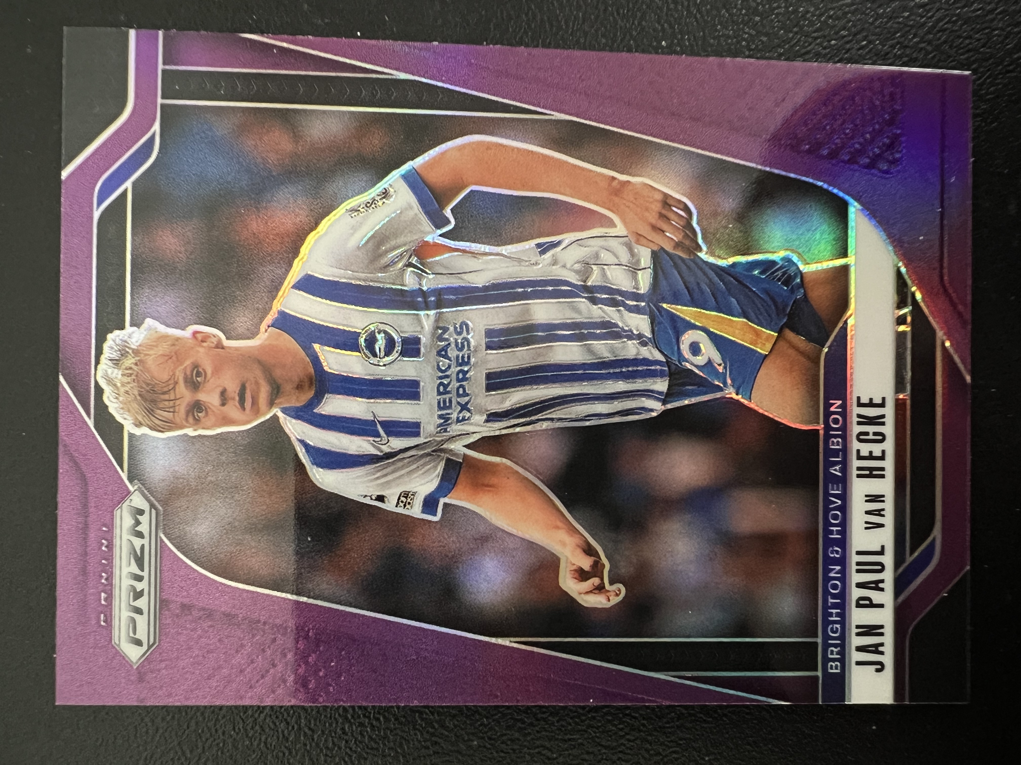 2024-25 Panini Prizm Jan Paul van Hecke 保罗·范海克 英超布莱顿俱乐部 紫折 完美收藏 卡品如图
