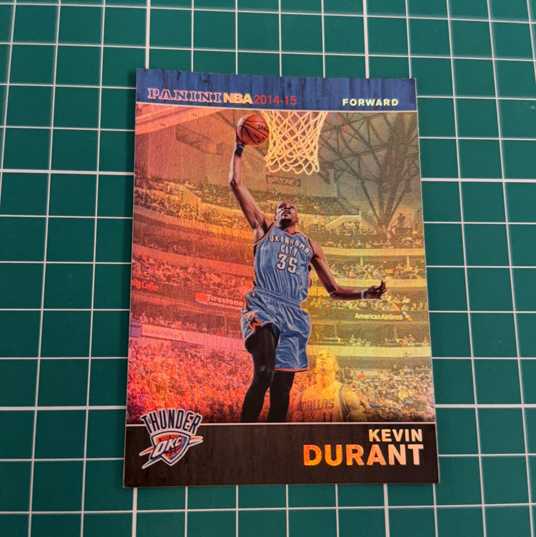 2014-15 Panini Americana Kevin Durant S.p.a. 凯文杜兰特 死神 雷霆队 银折 闪卡 折射特卡 精美选图 多年老卡 绝版卡 稀有大比例 角瑕