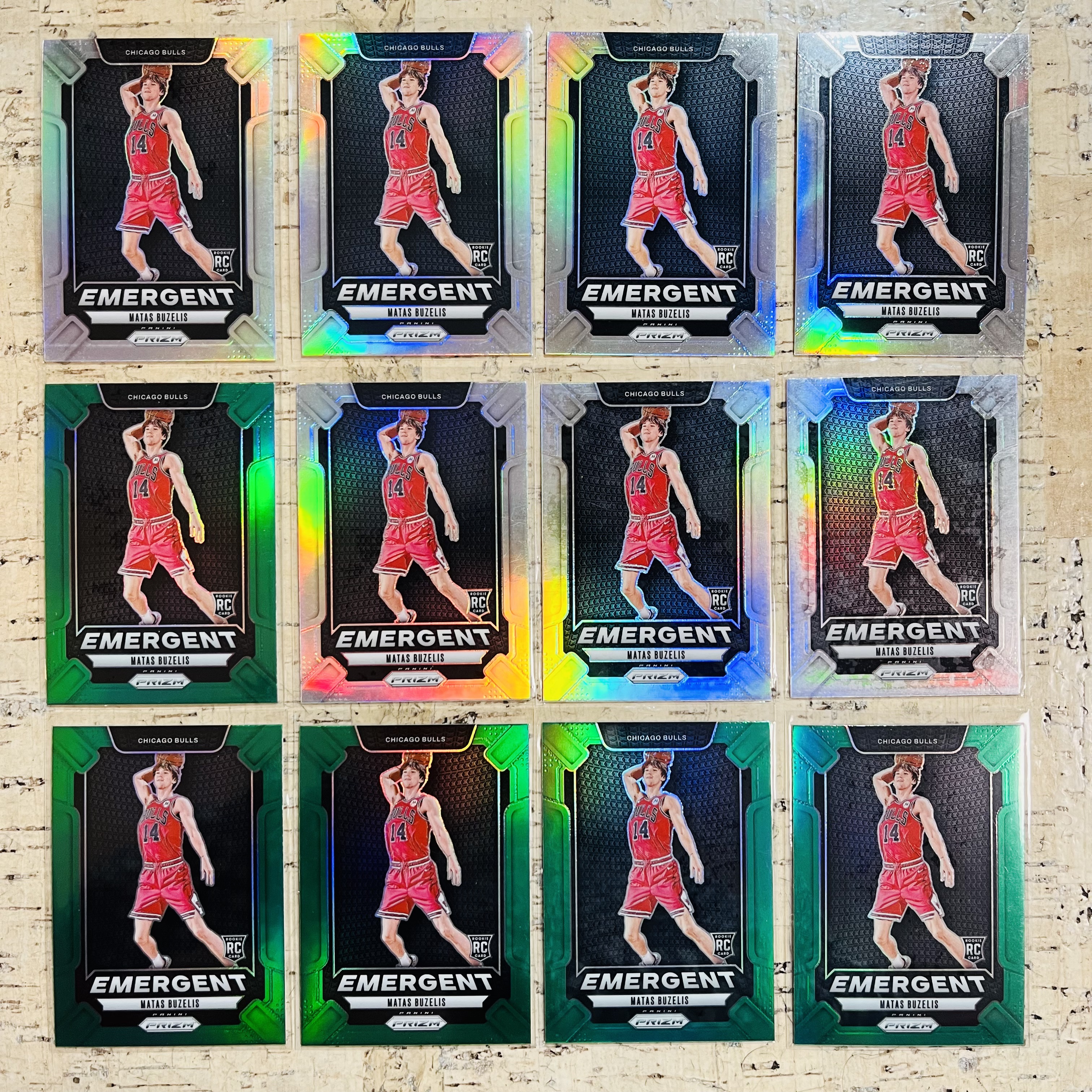 2024-25 Panini Prizm Matas Buzelis RC 新秀 公牛 布泽利斯 正银折 正绿折 12张打包 emergent 特卡 此标有膜无夹【小卡迷拍卖】
