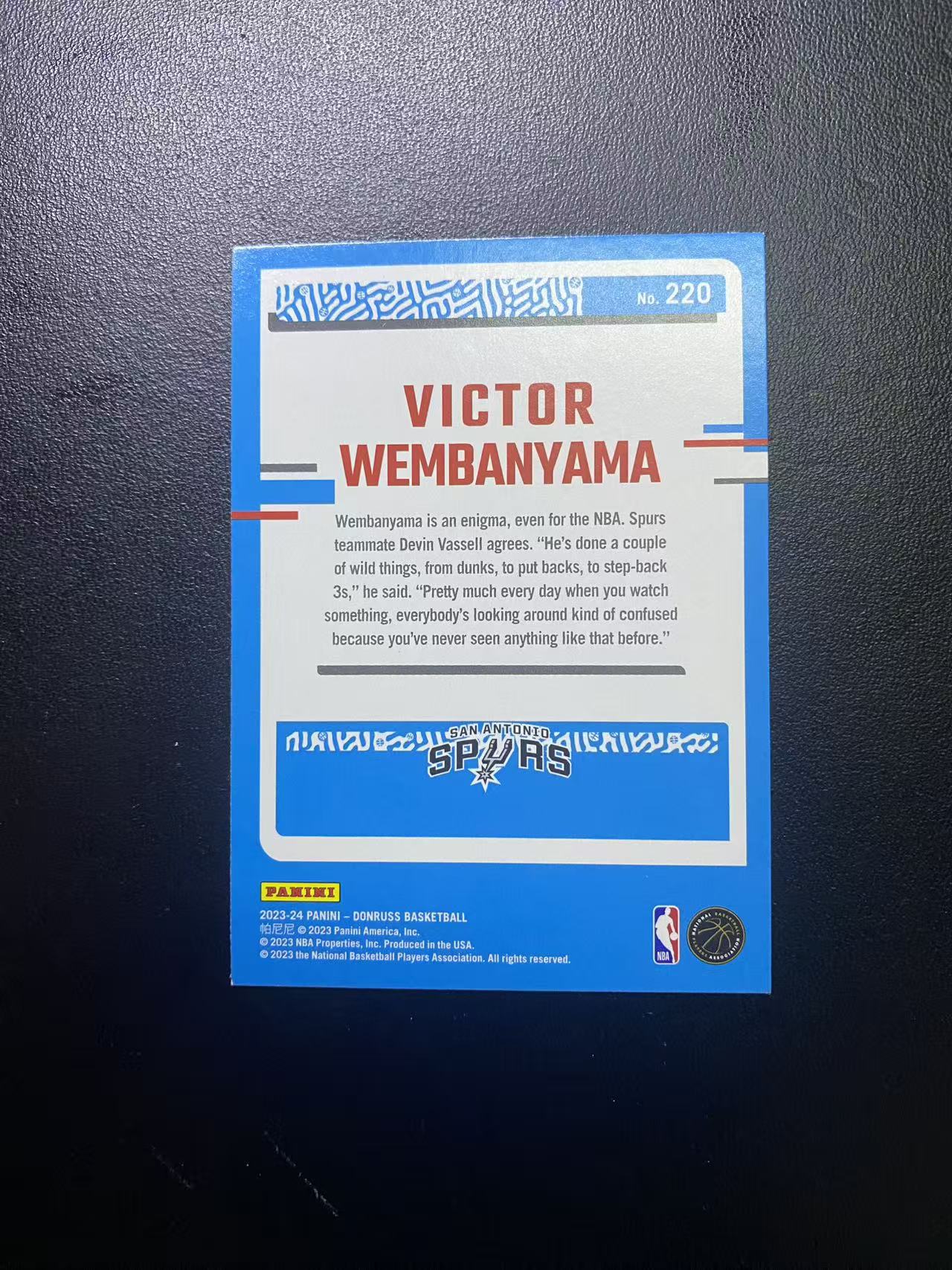 2023-24 Panini Donruss Victor Wembanyama RC 马刺 新秀年 文班亚马 杜蕾斯 正base 卡品如图 值得收藏 dm