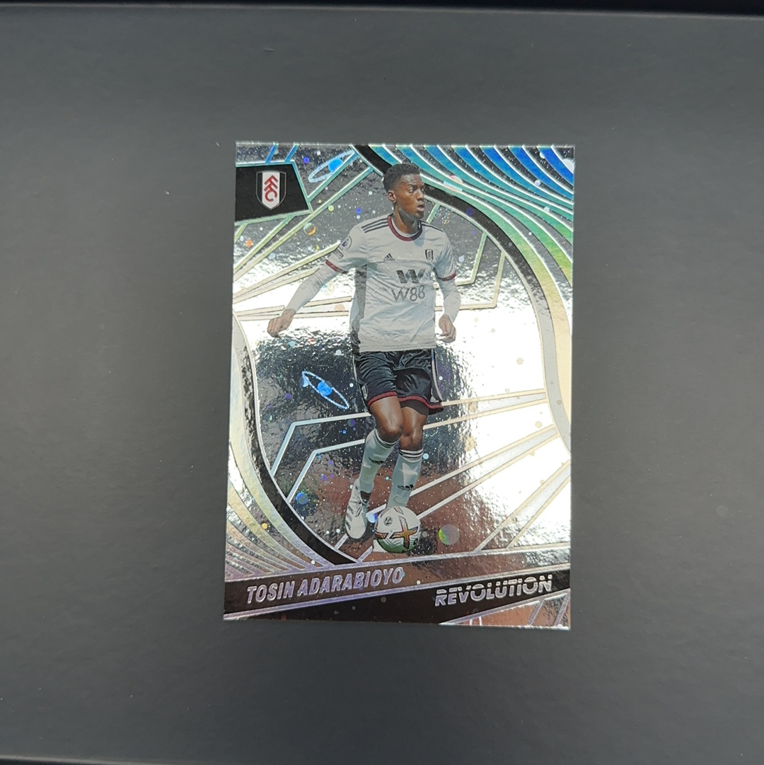 撸卡厮 Lukas 2022-23 Panini 革命 Revolution 富勒姆 阿达拉比奥约 Tosin Adarabioyo 13/25编行星折 大比例 潜力无限 专收必备(小卡特)