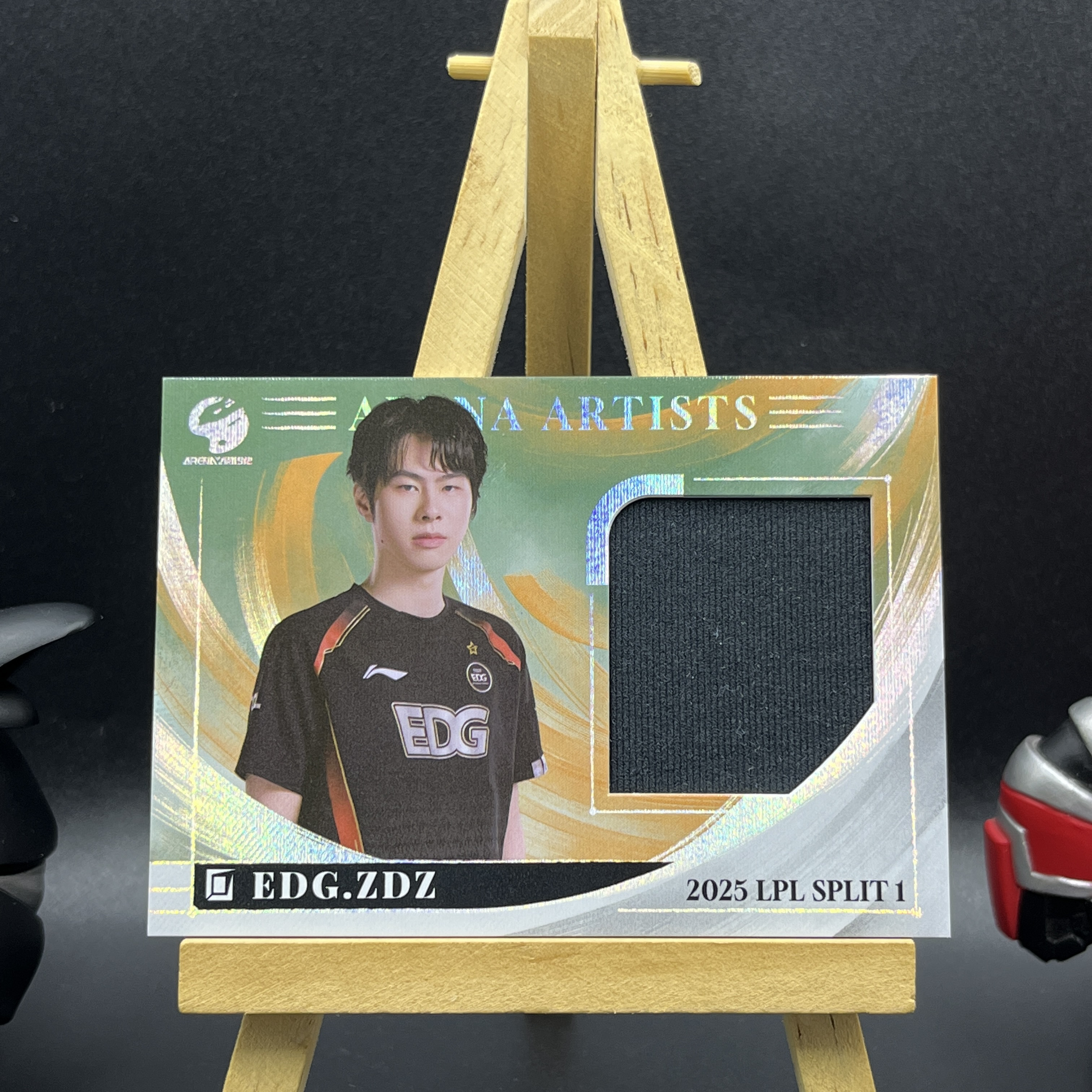 【KabuDa】2024 Buffun 不凡玩品 英雄联盟 赛场艺术家 LPL 选手卡 EDG Zdz 单人队服卡 奥特曼