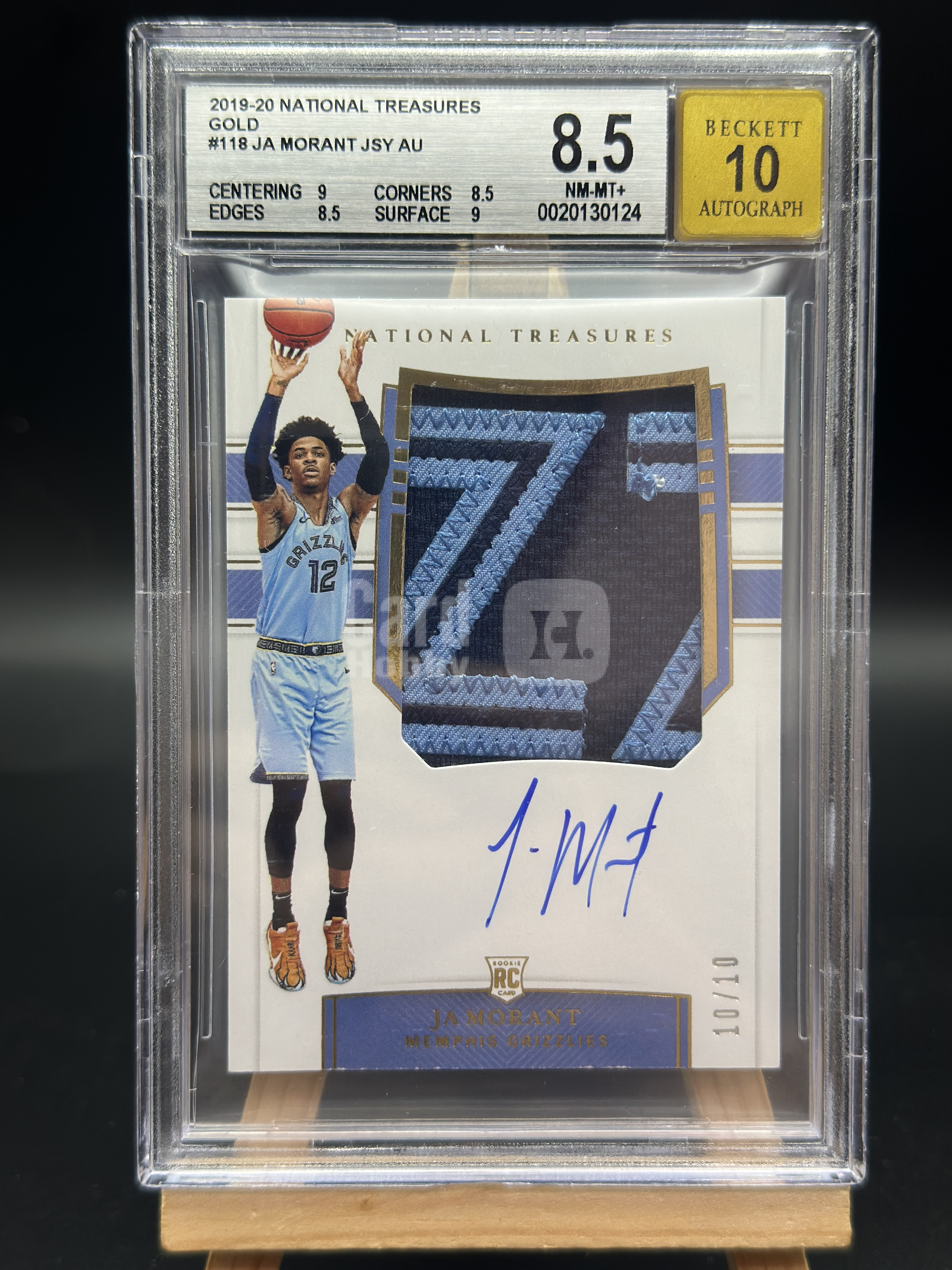 2019-20 Panini National Treasures Ja Morant RC 新秀 国宝 灰熊 贾莫兰特 10/10编 尾编 金平行 正RPA 暴力Patch GU亲穿 卡签 签字 BGS8.5/10 金标评级卡 系列Hit