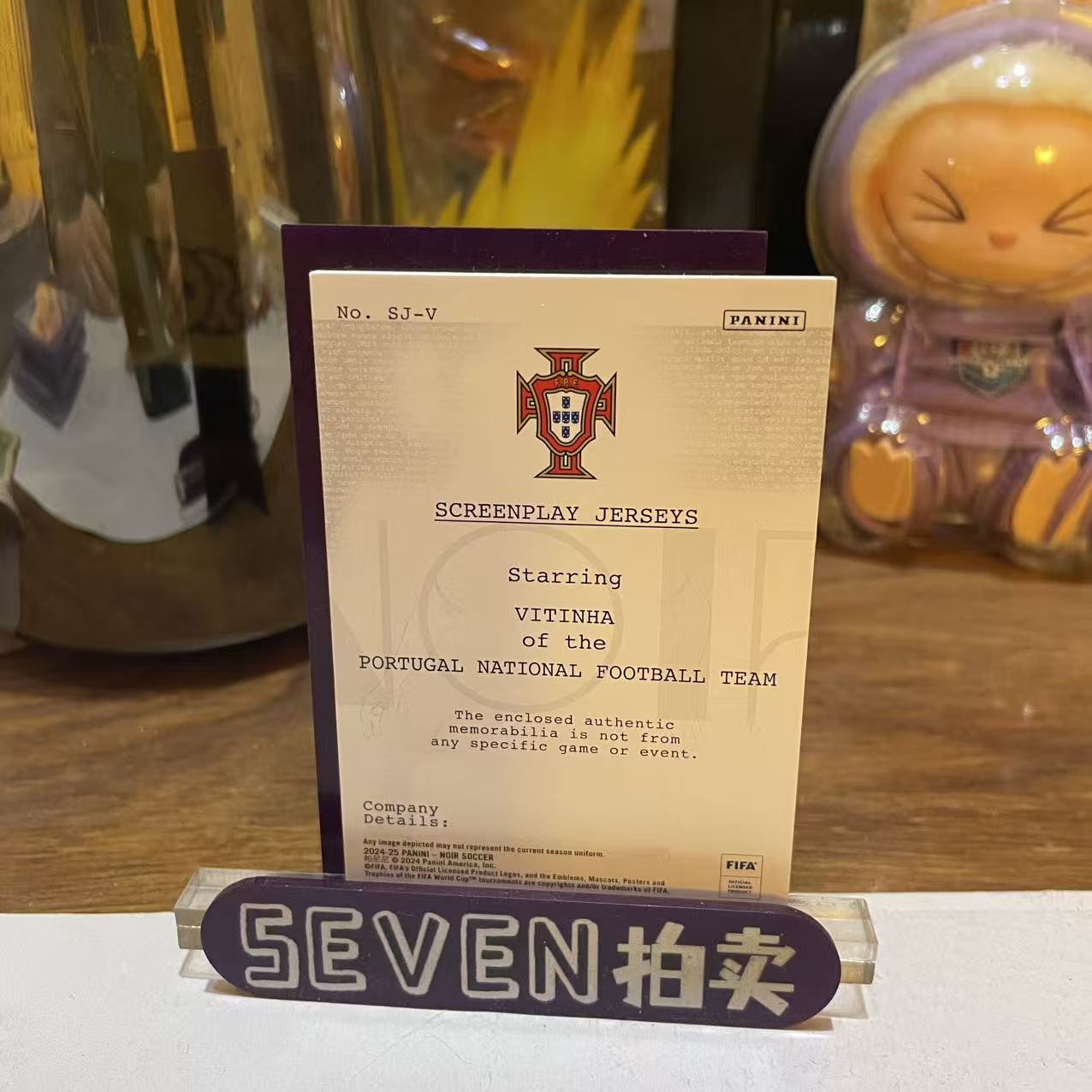 2024 Panini Noir VITINHA 【seven拍卖】诺尔 葡萄牙 维蒂尼亚 三窗 物料 49/65 卡品如图 细节如图 程昊