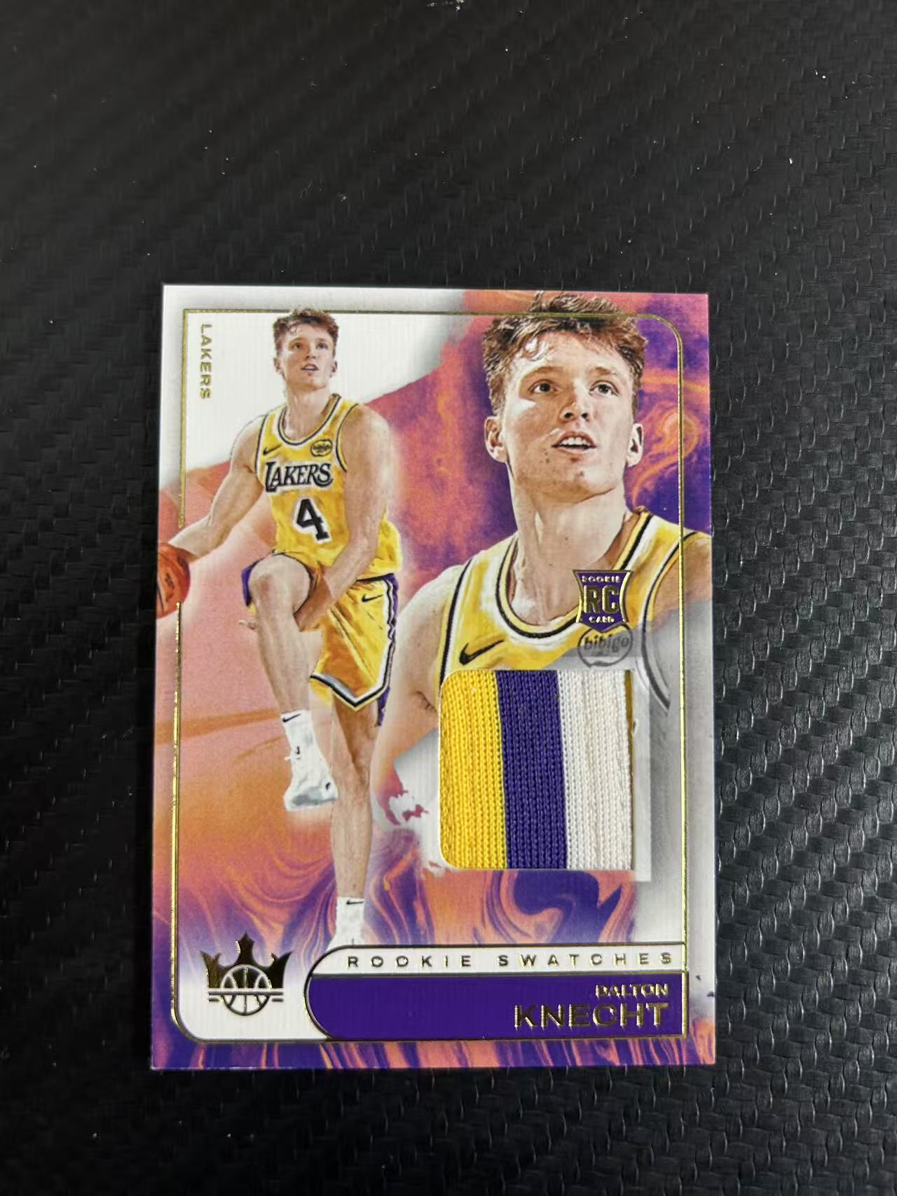 2024-25 Panini Court Kings Dalton Knecht RC #RJS-DKT【灯灯拍卡】油画 新秀 湖人 克内克特 物料 球衣 暴力切割 收藏首选【雪茄】