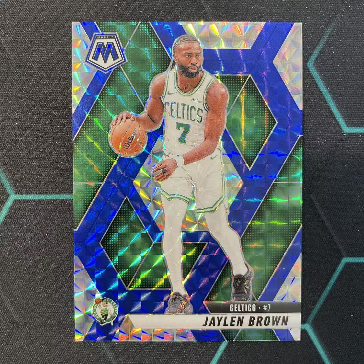 2024-25 Panini Mosaic Jaylen Brown 【阿福代卖】杰伦 布朗 凯尔特人 蓝马赛克折 45编 收藏必备 (行行行)