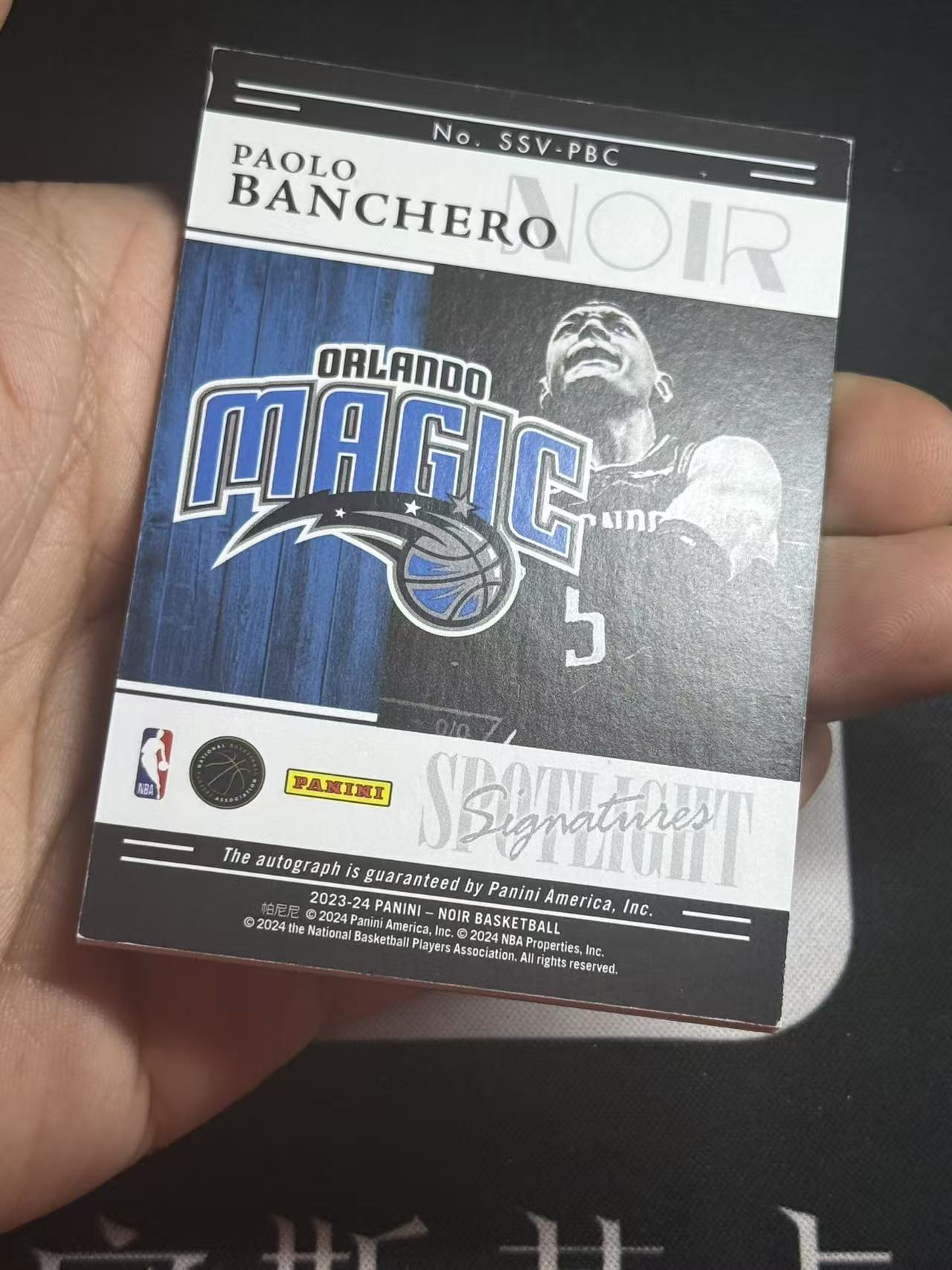 2023-24 Panini Noir Paolo Banchero 【小来】保罗 班切罗 班凯罗 魔术老大 当家球星 复出起飞 新秀次年 诺尔 竖版 聚光灯 49编 金笔签 墨迹完美 瑕疵如图