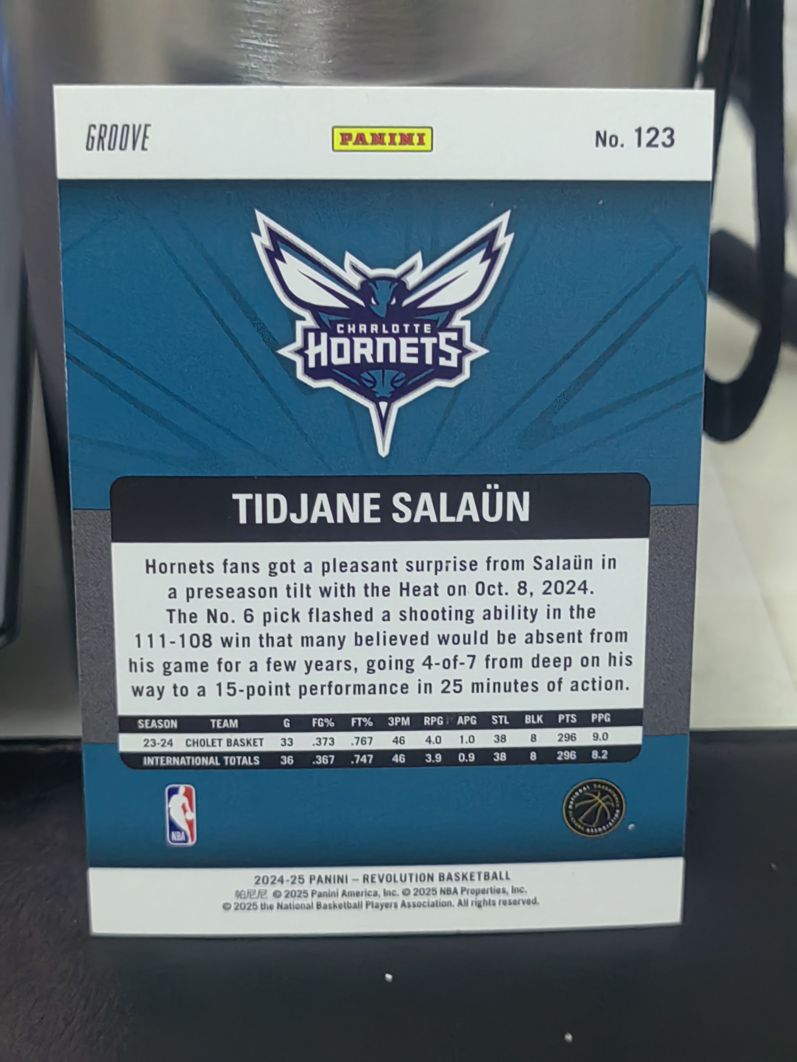 2024-25 Panini Revolution Tidjane Salaun RC 革命 新秀 泡泡 圈圈 蒂贾尼 萨隆 黄蜂 篮 白边白角 不保卡品 卡品如图