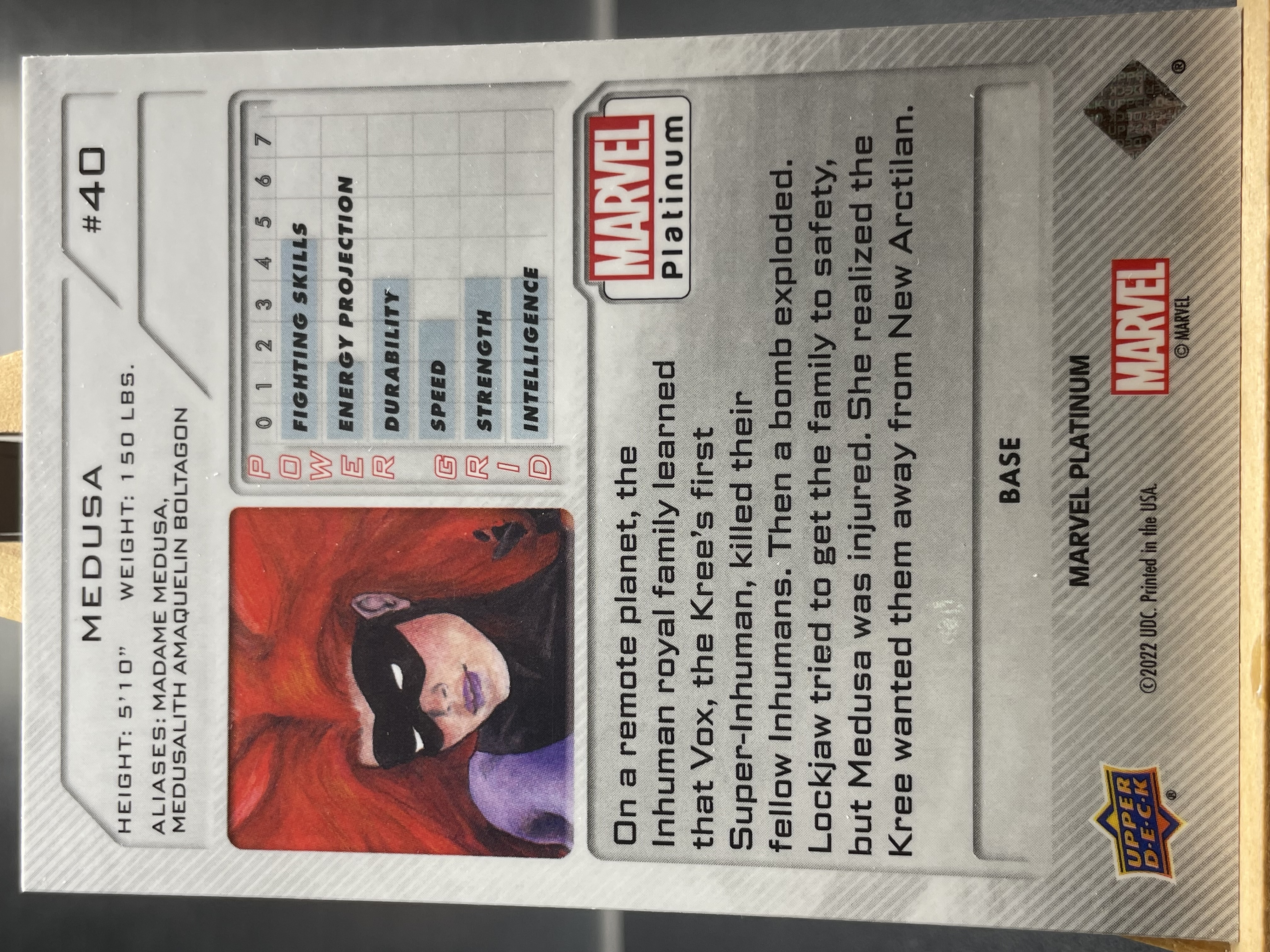 (T1)2022 UPPER DECK Marvel Aura 漫威 BASE 美杜莎 实卡好看 收藏凑套必备 卡品如图 !!!