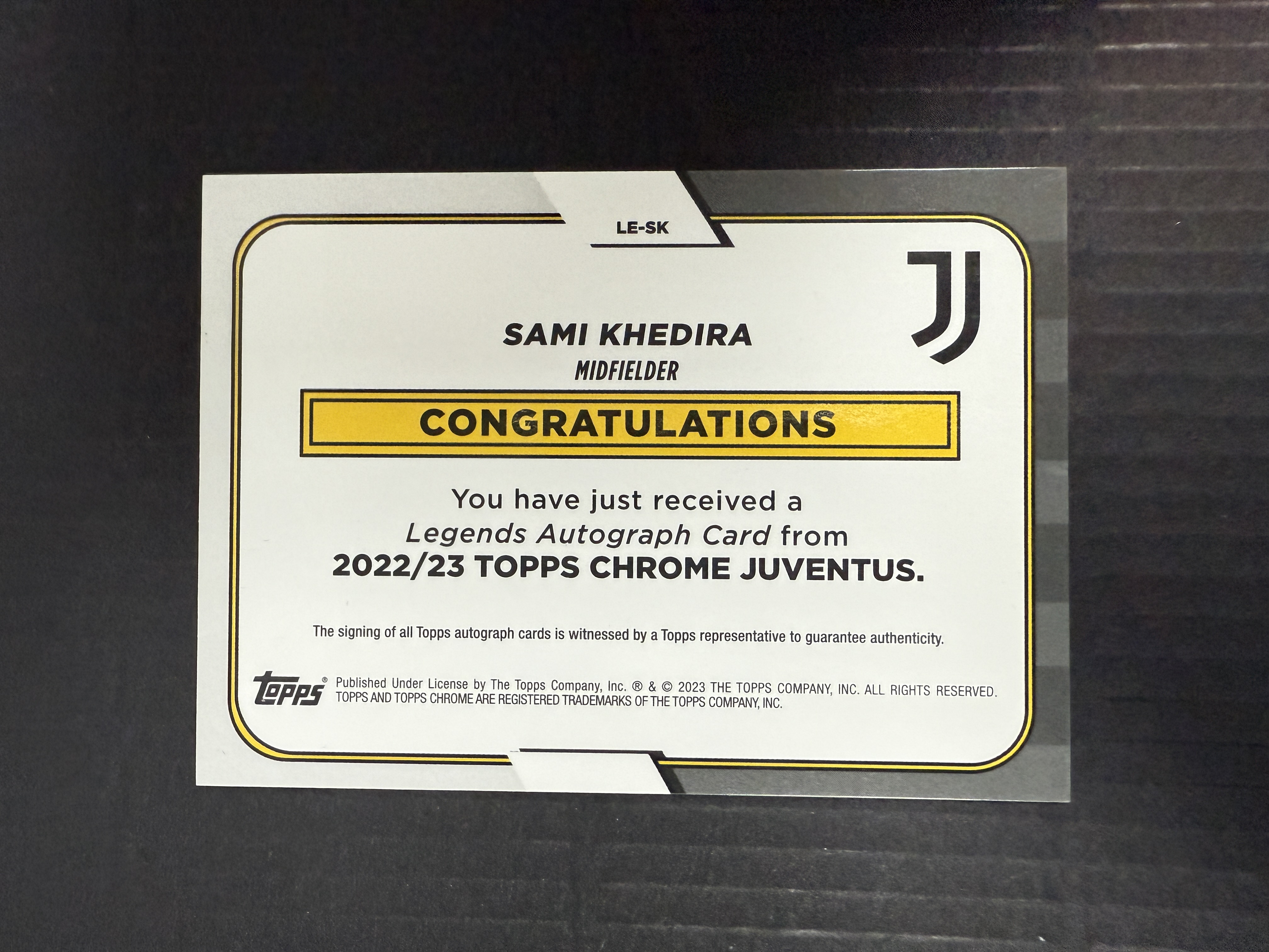 【GOAT山羊拍卖】D哥 2023-24赛季 topps chrome尤文图斯队盒系列 萨米·赫迪拉 银折签字 少见 尤文图斯 品相如图