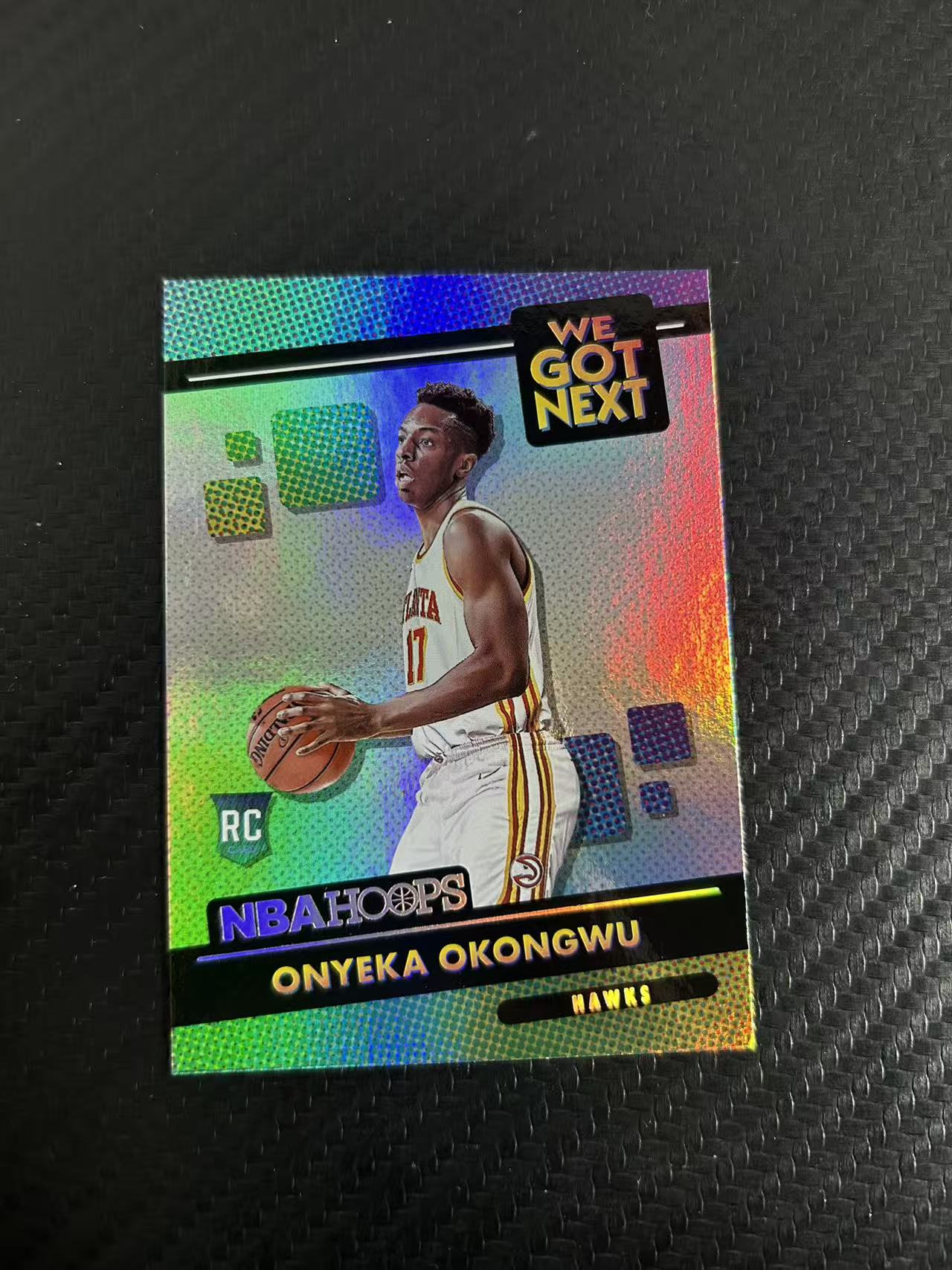 2020-21 Panini Hoops Onyeka Okongwu RC #6【灯灯拍卡】 新秀年 RC 老鹰 奥孔古 折射 特卡 HOOPS 未来可期 收藏必备【暴走】