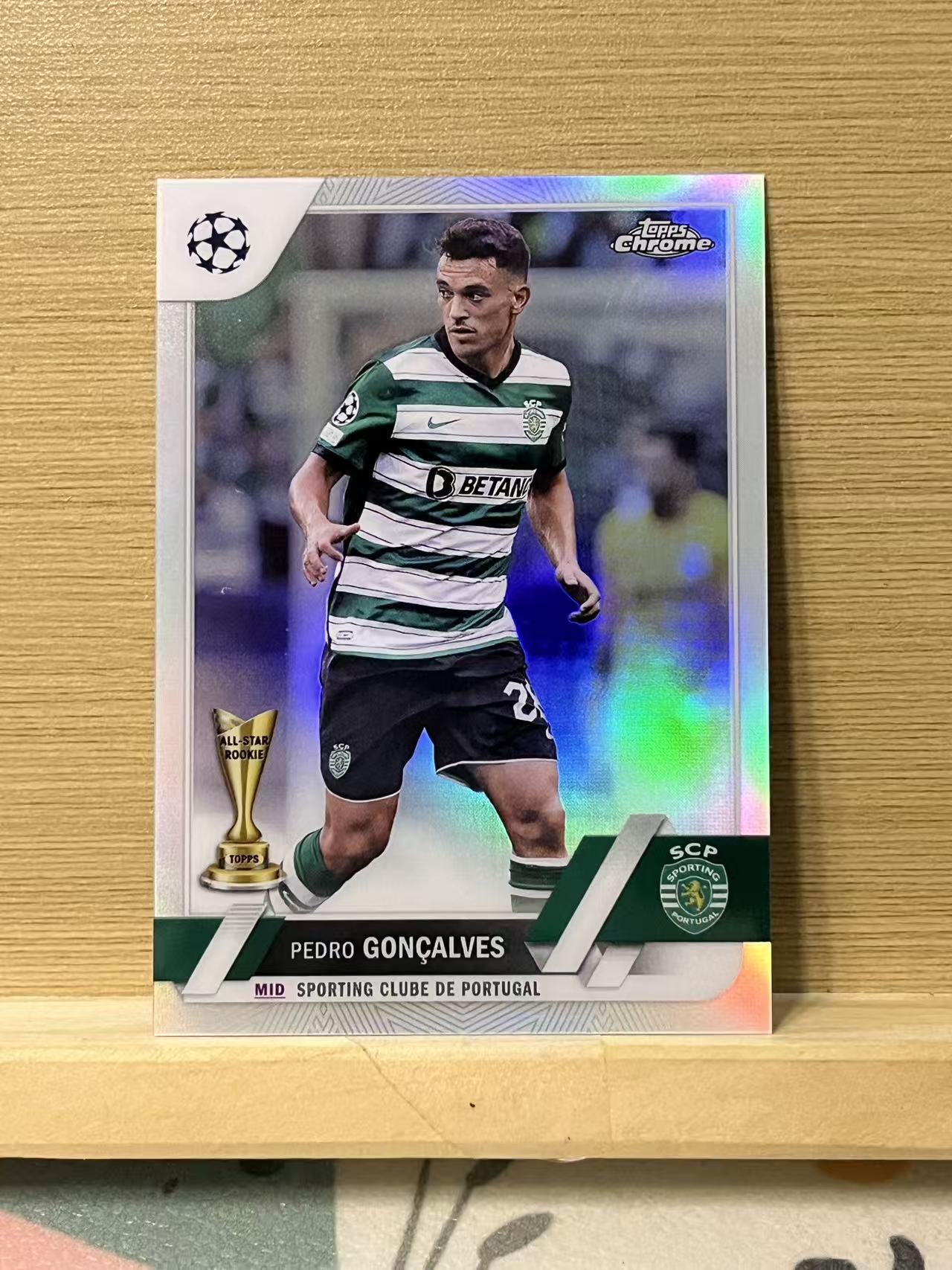 2023 Topps Chrome pedro goncalves 贡萨尔维斯 葡萄牙体育 欧冠 银折 实卡精美 收藏必备 LZL2