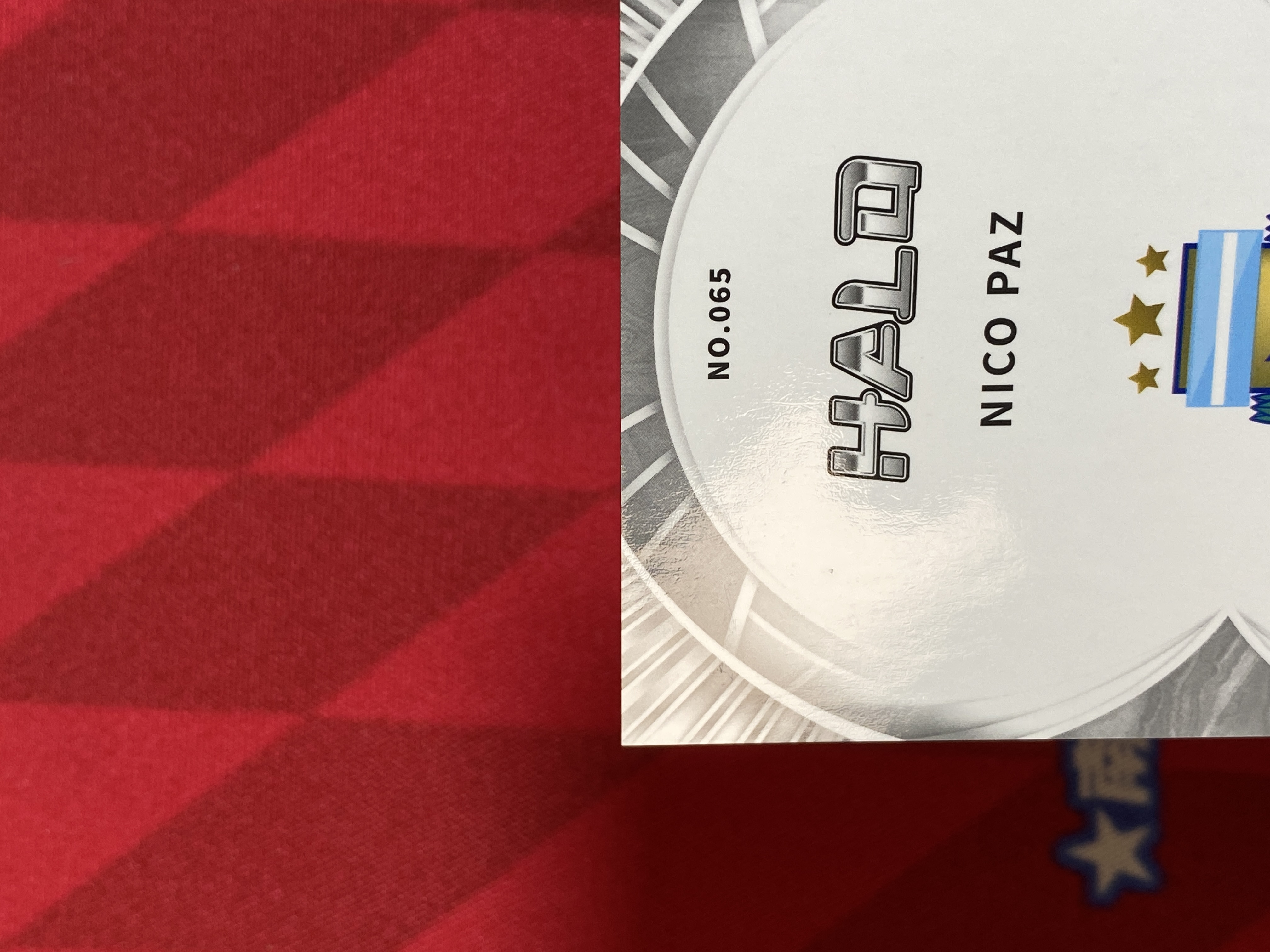 2025 Herock Halo Nico Paz RC 新秀 尼科 帕斯 阿根廷 皇马卡斯蒂亚 皇家马德里一线队 8/10编 低编 Base 金光晕折 闹翻天 阿根廷队盒 瑕疵如图【南部之星】kyx