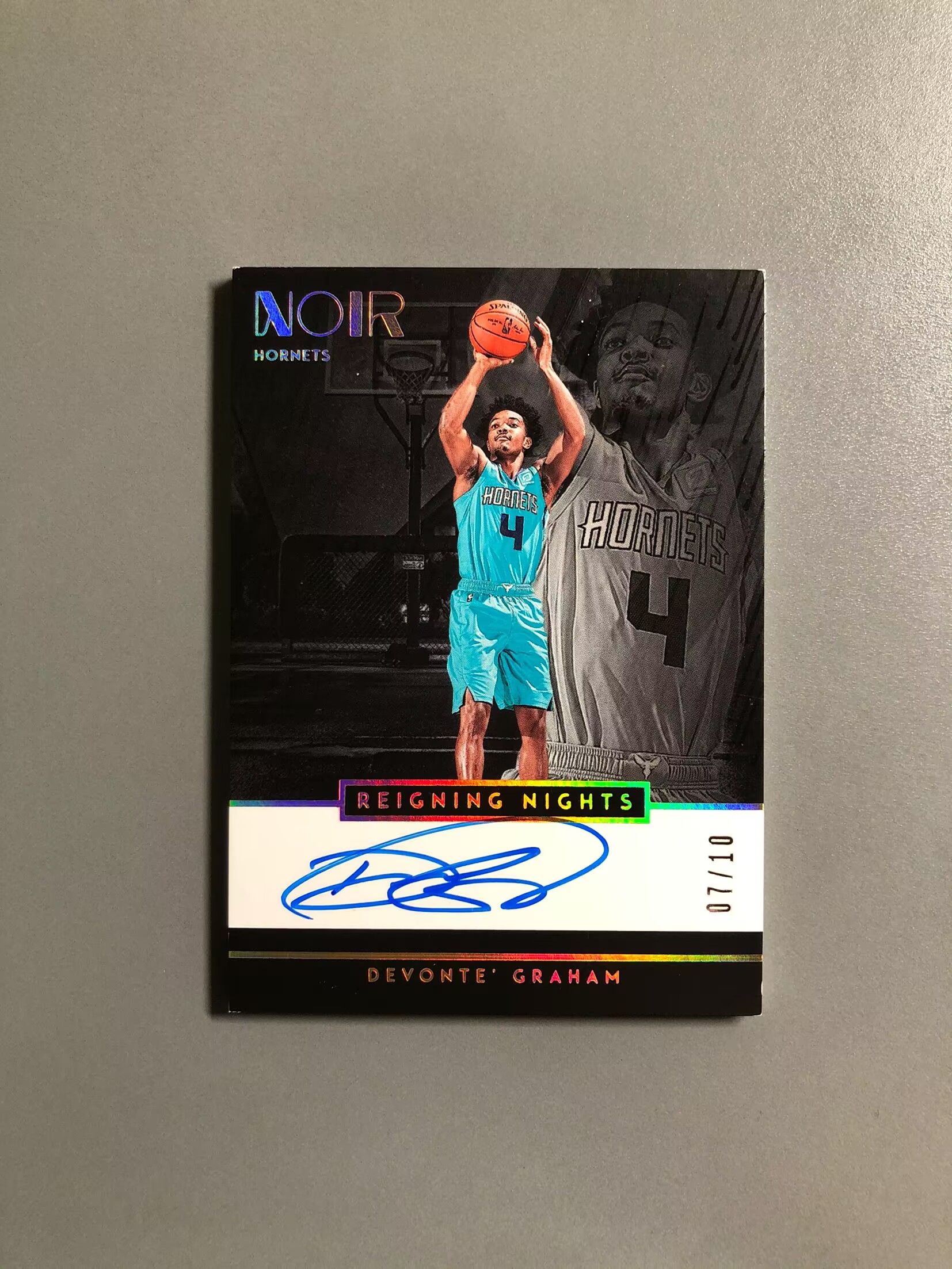 2018-19 Panini Noir Devonte' Graham 德文特·格雷厄姆 黄蜂 签字 卡签 雨夜签 统治夜签 金版 10编 实卡好看 卡品如图 可累计 FT011【诚接代卖】