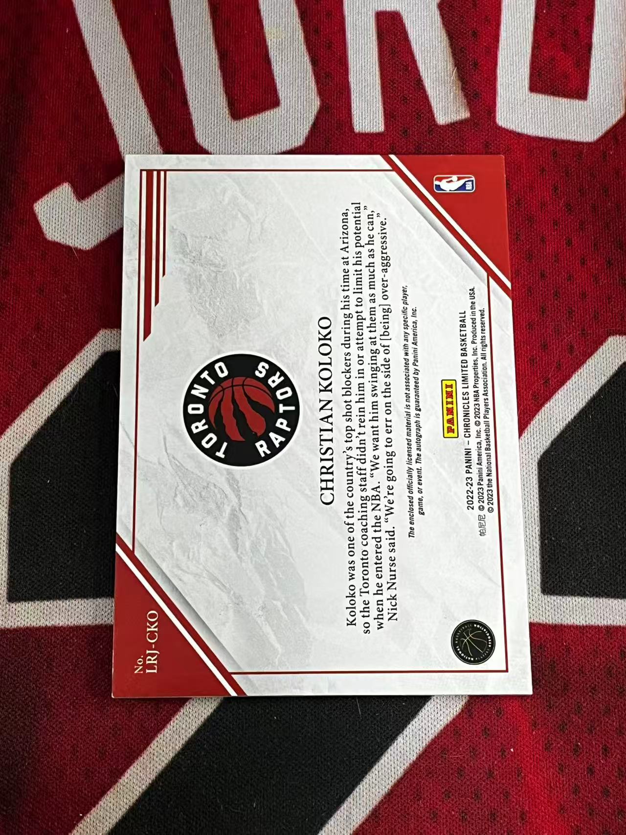 【接寄拍费率低至5%含卡淘手续费】2022-23 PANINI LIMITED 雷米特系列 猛龙 新秀RC 克里斯蒂安科洛科 科洛克 99编 RJA 新秀球衣物料切割签字卡 专收凑【烂臭嘴拍卖】