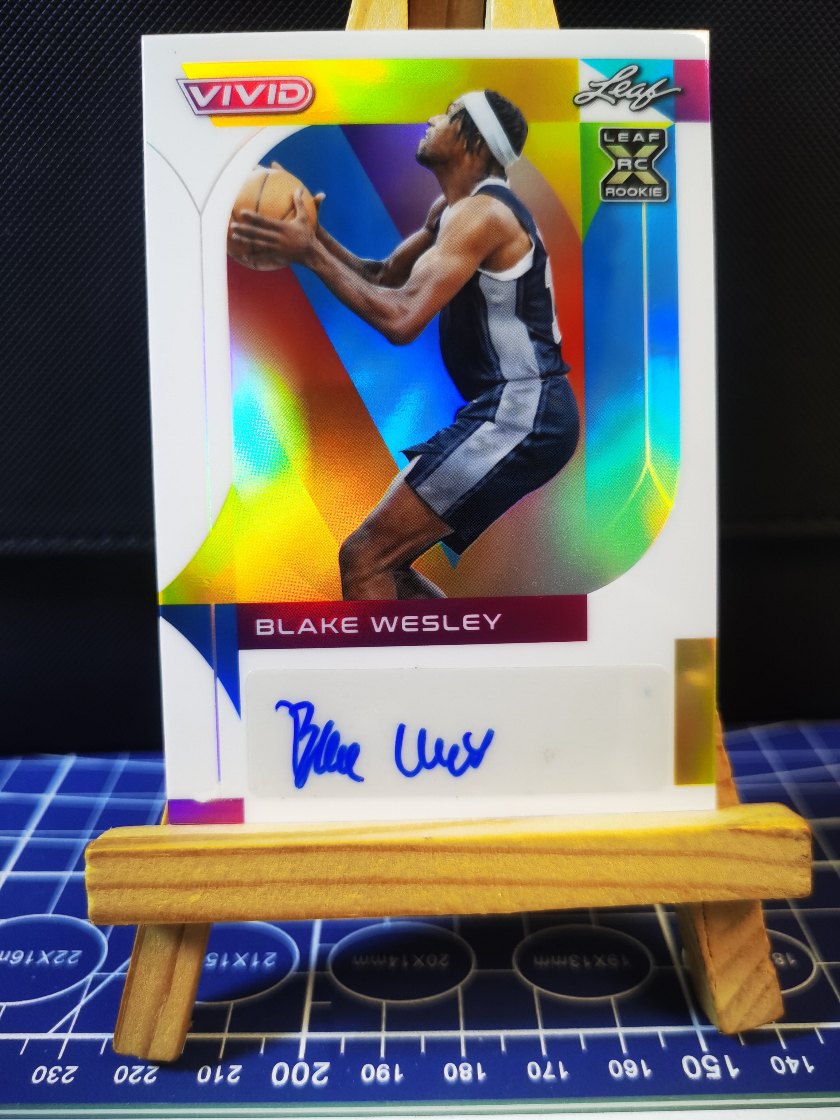 2023 Leaf Vivid Blake Wesley RC #BA-BW1 /25编 布莱克·韦斯利 布雷克 韦斯利 rookie 新秀年 RC 折射 签字 vivd 马刺队