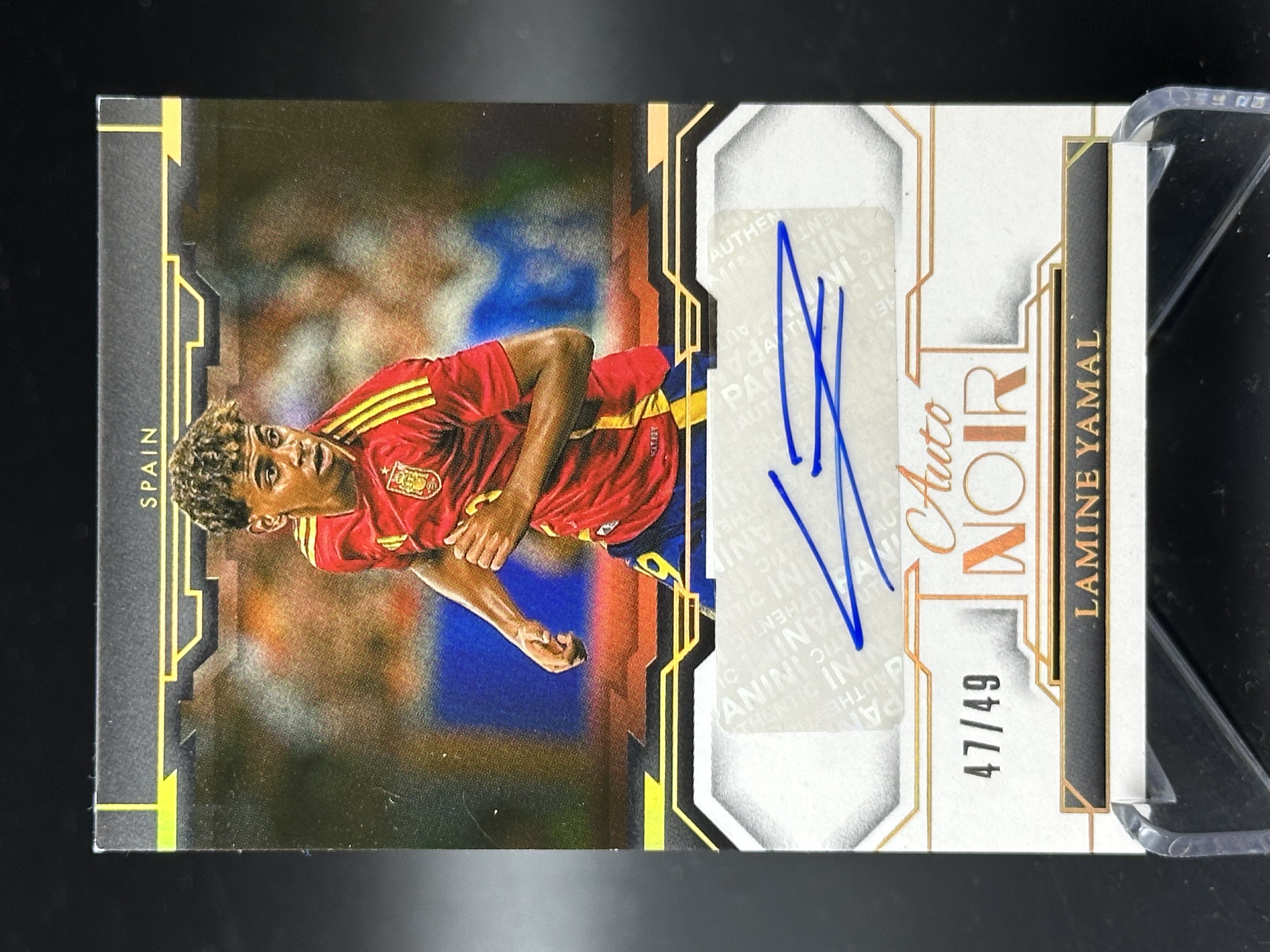 2024-25 Panini Noir Lamine Yamal 【小黄拍卖】诺尔 亚马尔 巴萨 巴塞罗那 西班牙 签字 47/49编 瑕疵如图「汉堡王」