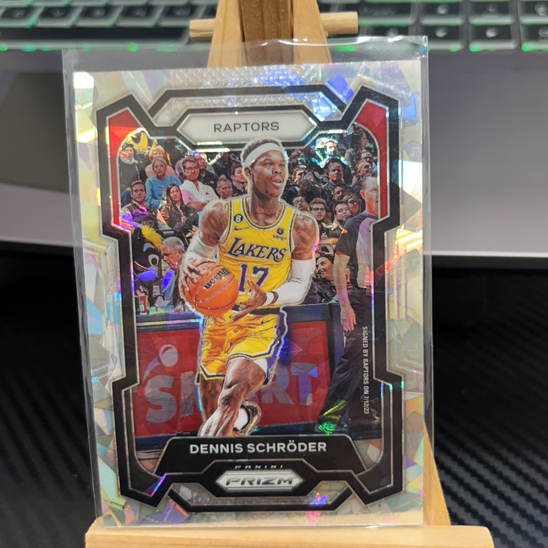 2023-24 Panini Prizm Pascal Siakam 西亚卡姆 猛龙 银折 碎冰折 折射 prizm系列 pz 卡品如图 凑图必备 值得收藏! 免费代卖!