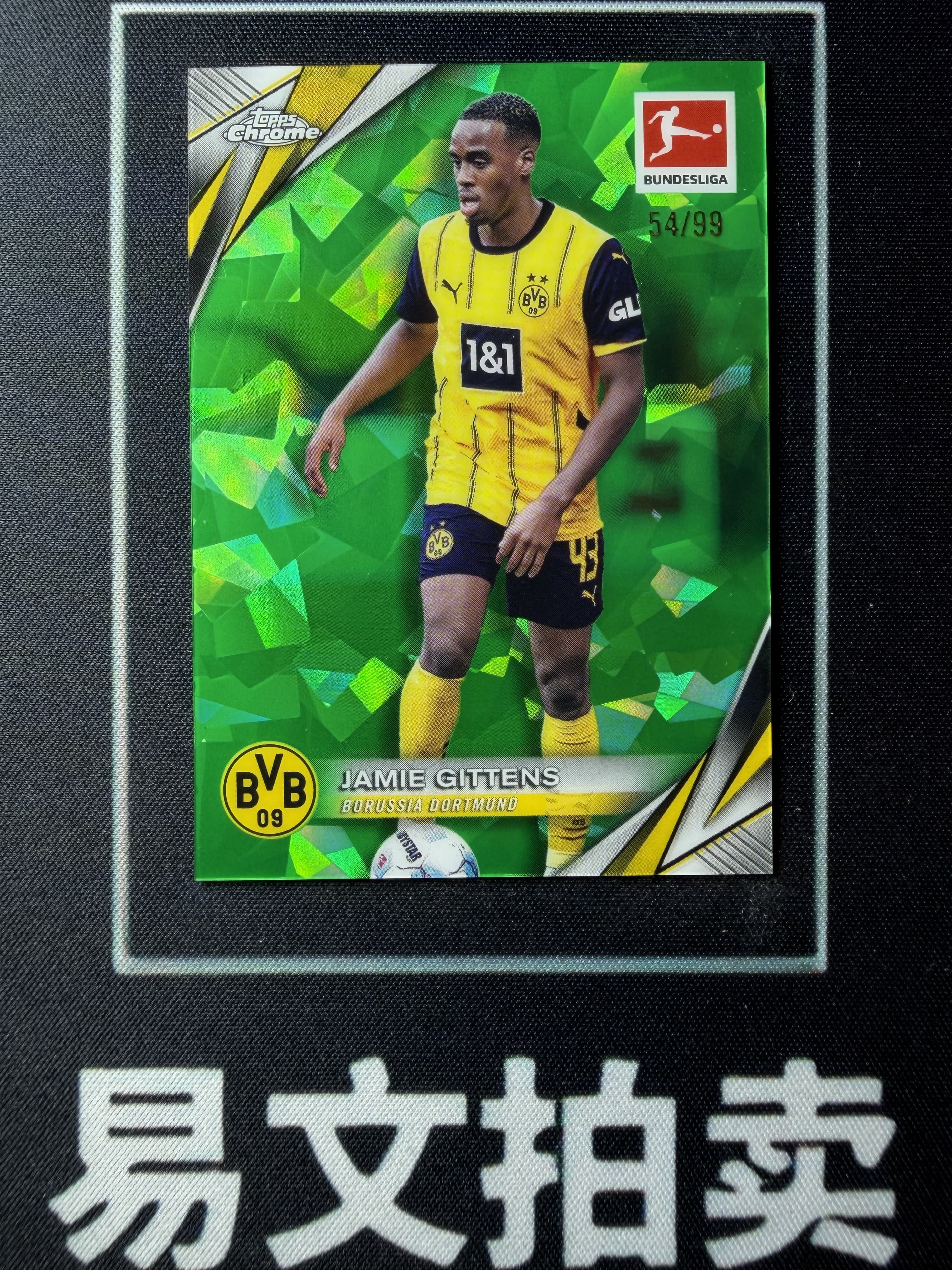 【易文拍卖 超级回款】2024-25 Topps Chrome 德甲 蓝宝石 JAMIE BYNOE GITTENS 多特蒙德 杰米 吉滕斯 54/99编 #ZZ