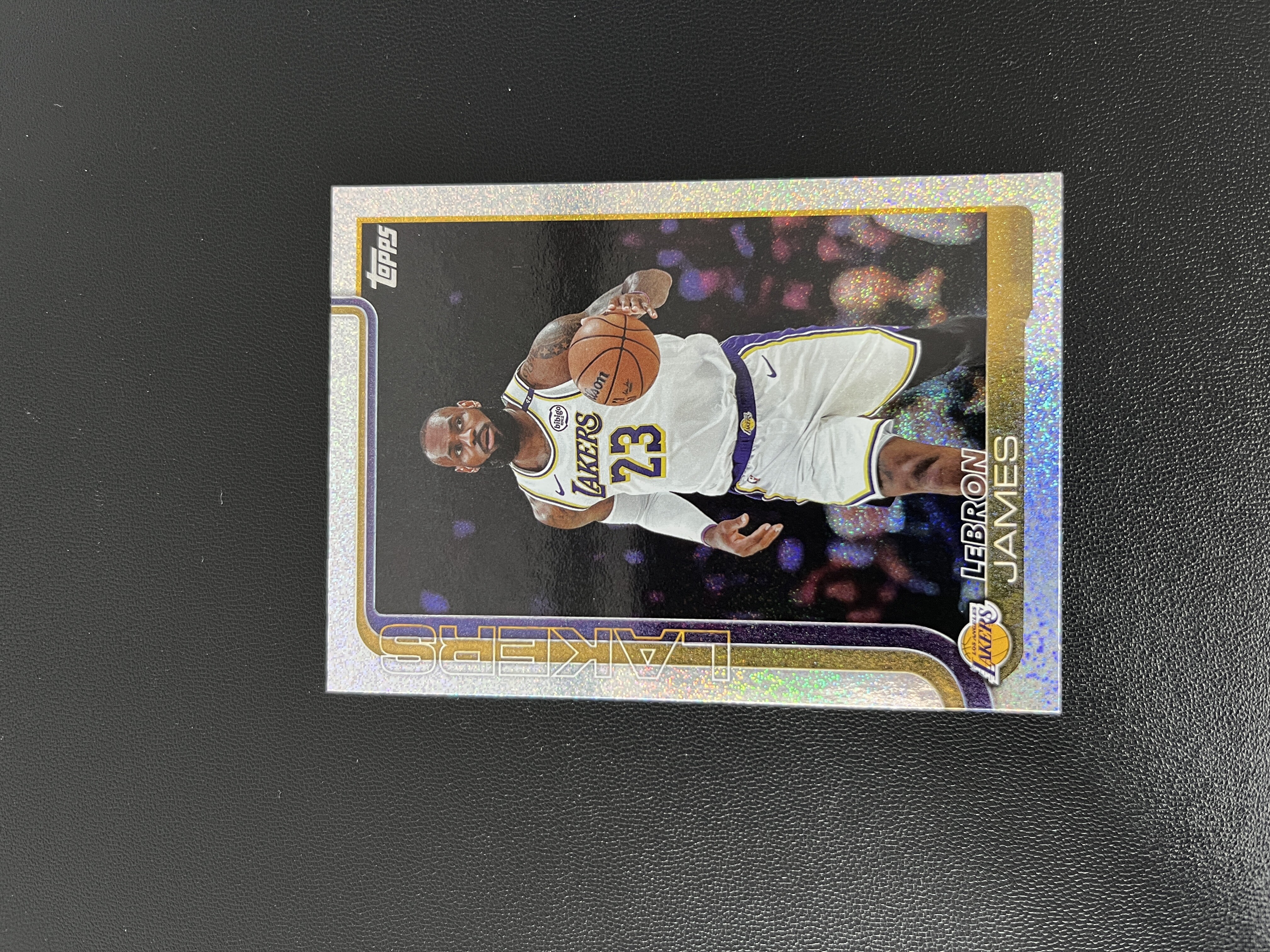 2025-26 Topps Flagship LeBron James 【禄卡拍卖】勒布朗 詹姆斯 碎点折 洛杉矶湖人 11.2-BHA-Z04