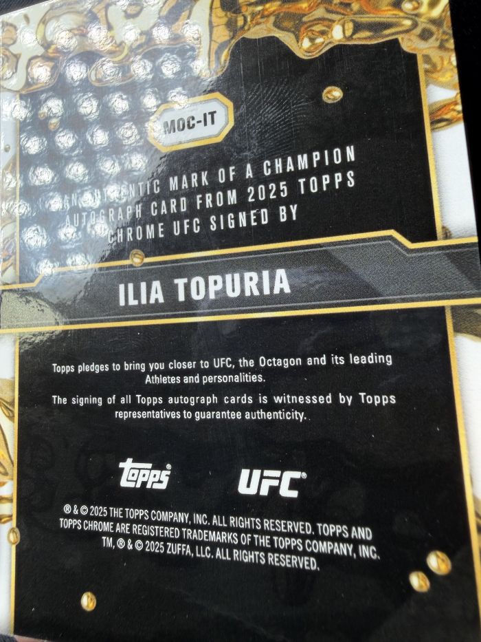 【易文拍卖 超级回款】2025 Topps Chrome UFC 综合格斗 ILIA TOPURIA 伊利亚 托普里亚 重量级 /99编 绿折 卡签字签名 #赵总