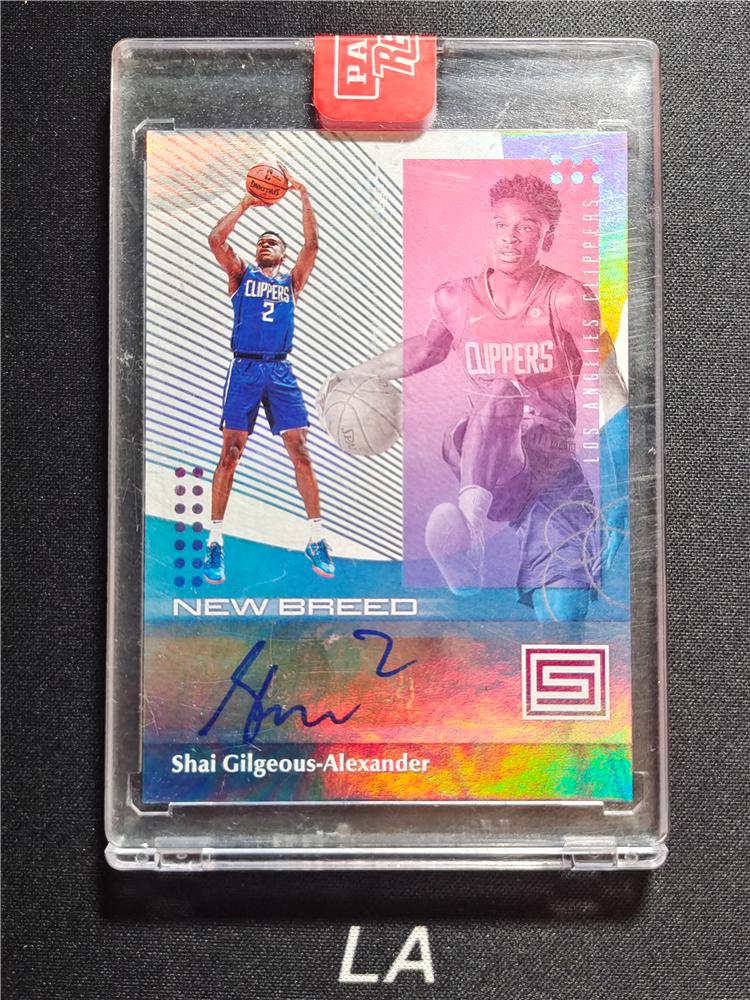 Carte Panini Status 2018-19 — Shai Gilgeous-Alexander #156 RC — Gradée PSA 9