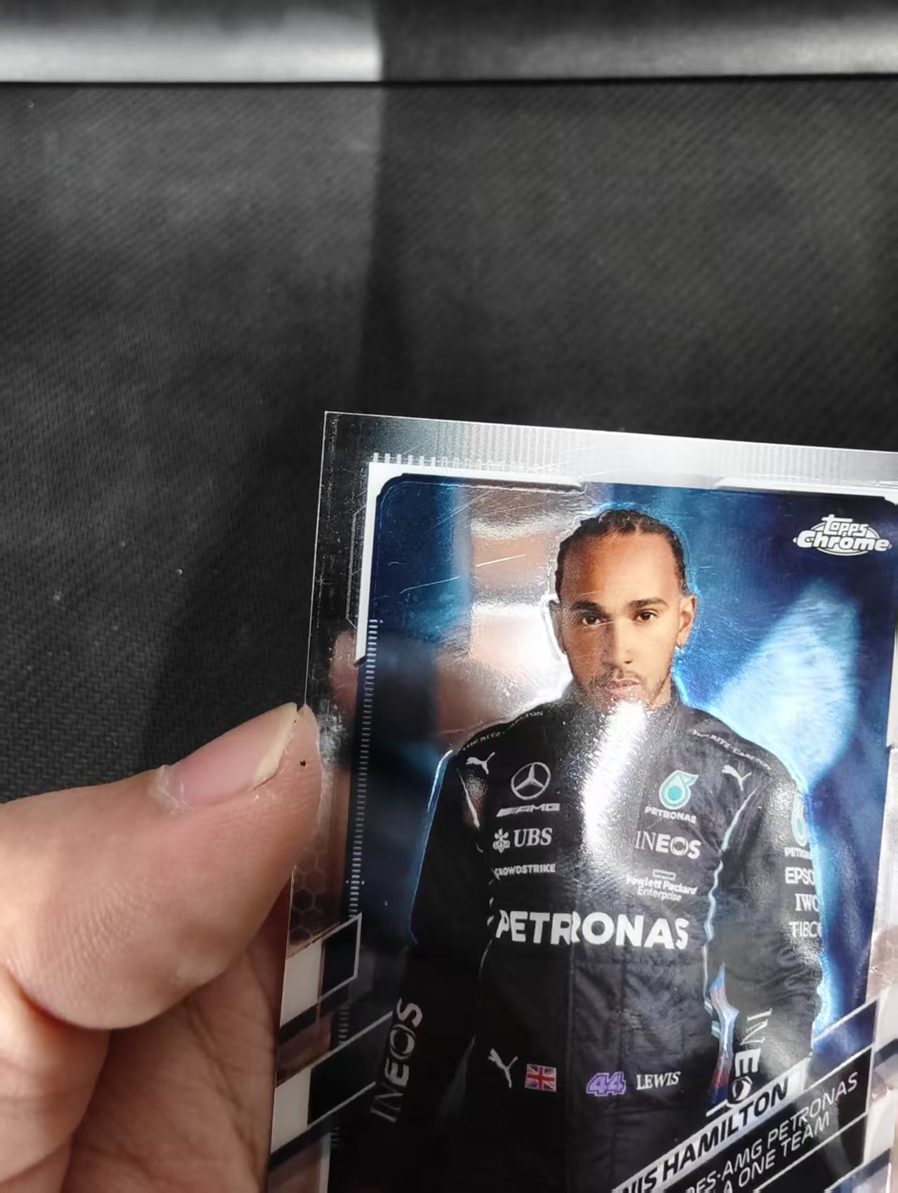 【可合并,不累计】2021 Topps Chrome Lewis Hamilton F1 梅赛德斯奔驰车队 刘易斯 汉密尔顿 划痕 坑印 边角瑕疵 #1
