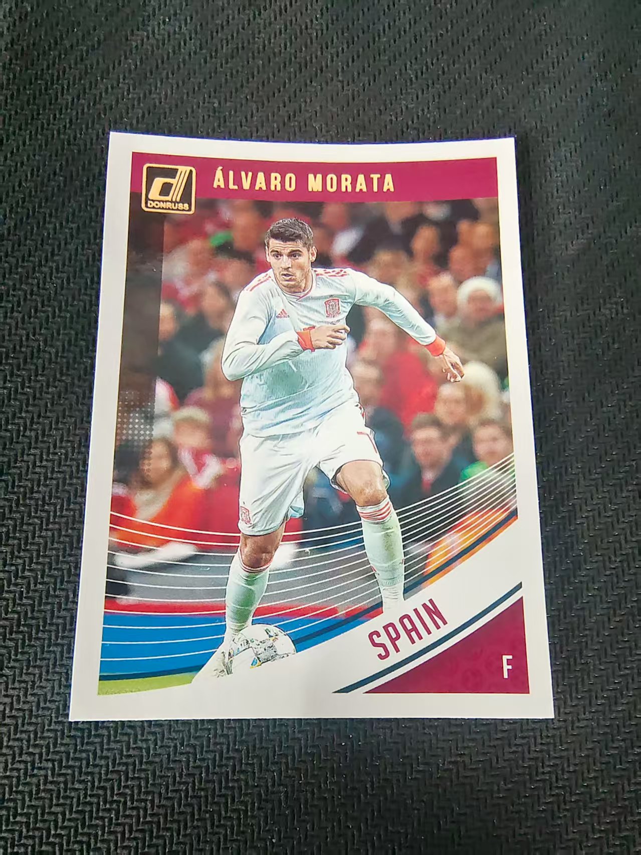 【可合并，不累计】2018-19 Panini Donruss Alvaro Morata 阿尔瓦罗 莫拉塔 西班牙 尤文图斯 皇马 杜蕾斯 划痕 边角瑕疵 #162