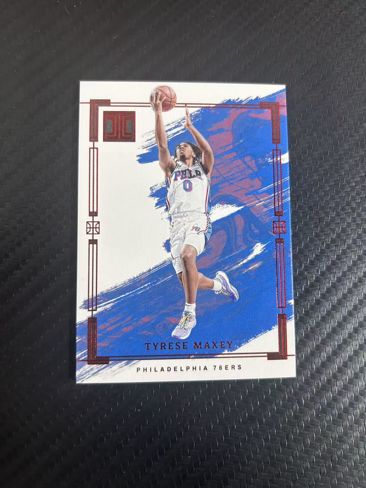 2023-24 Panini Impeccable Tyrese Maxey #38【灯灯拍卡】小真金 76人 马克西 Base 收藏必备 凑套首选【雪茄】